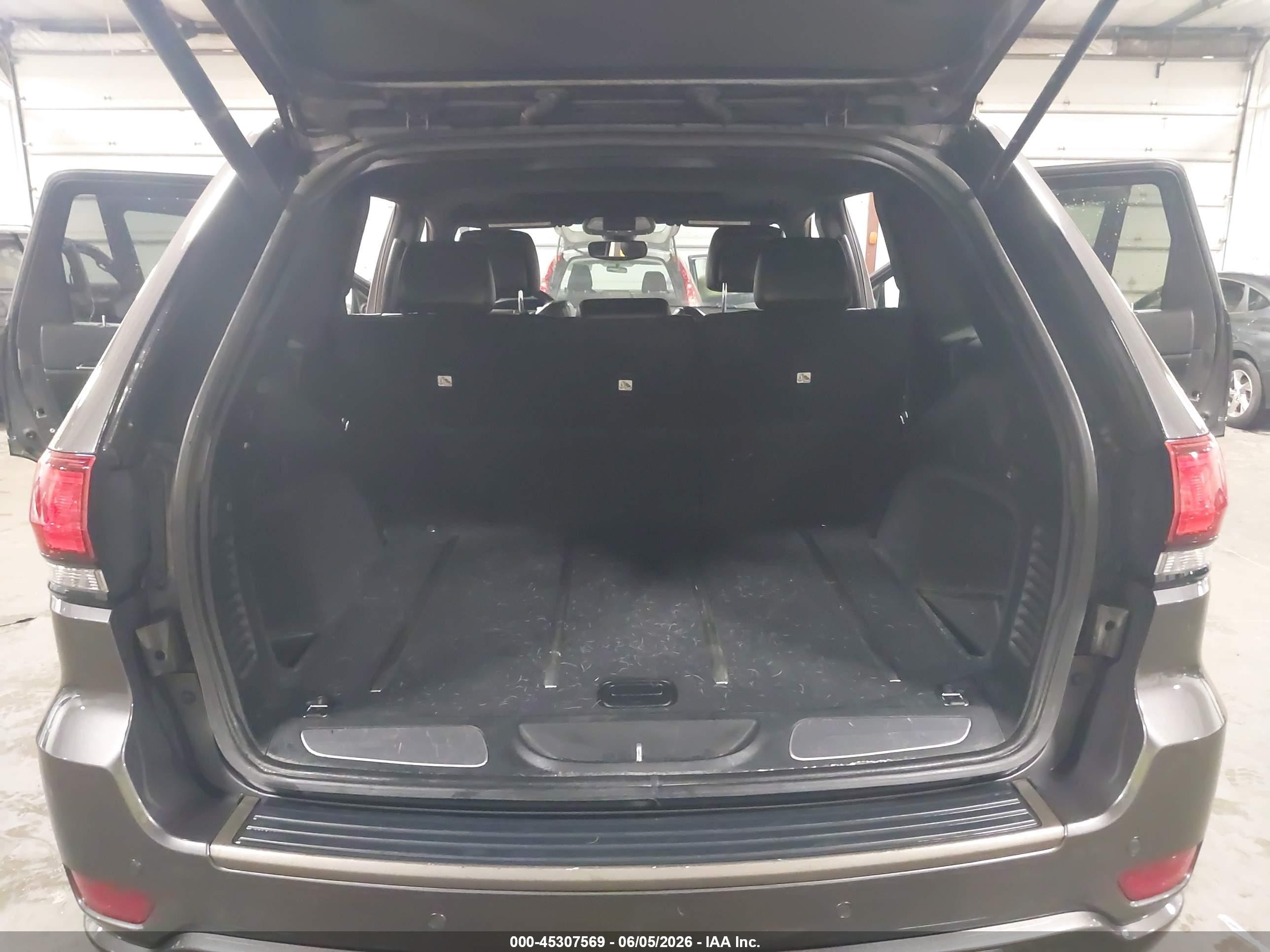 2017 Jeep Grand Cherokee Limited 75th Anniversary Edition 4x4 Gray vin: 1C4RJFBG4HC663356
