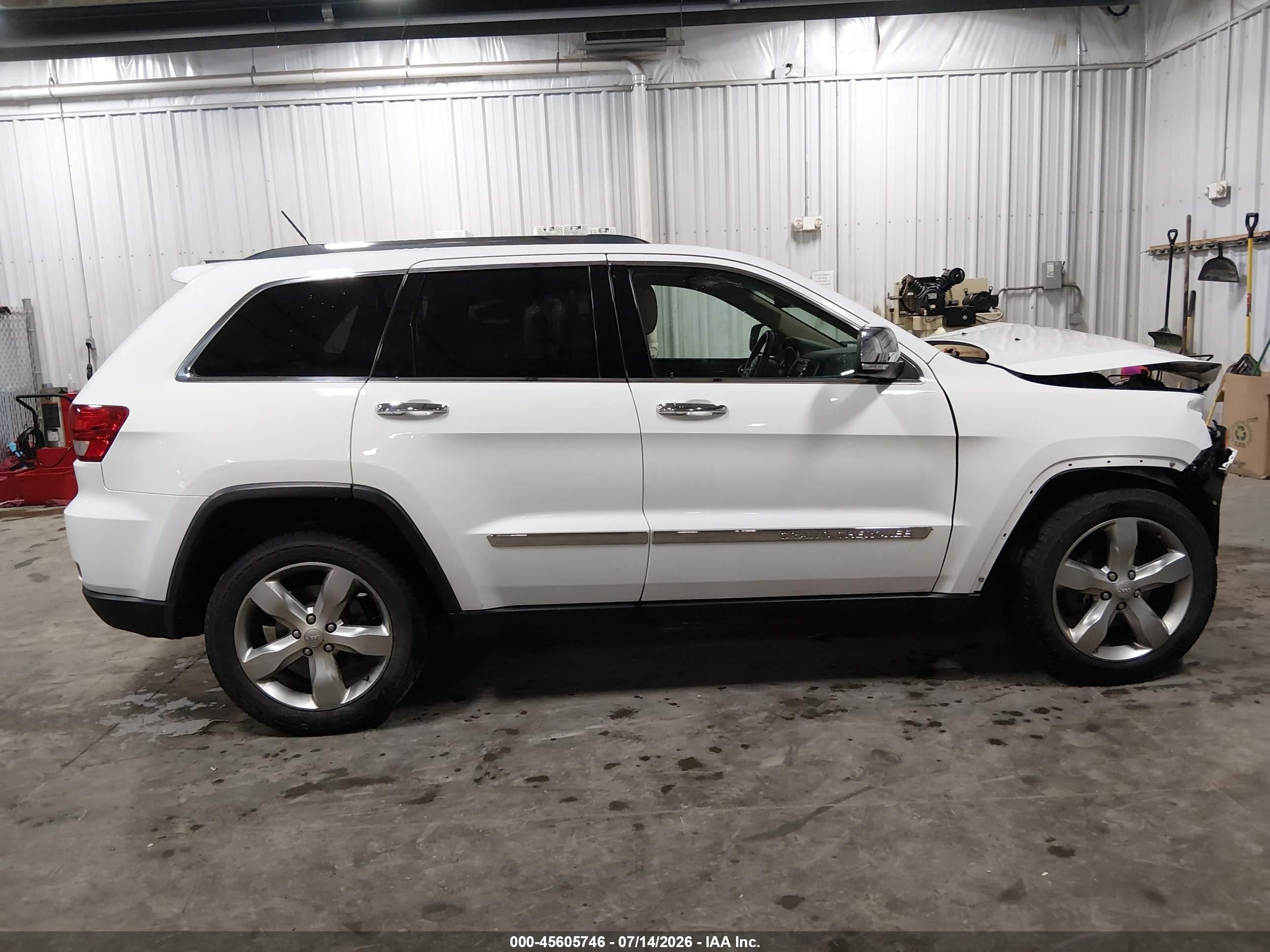 2013 Jeep Grand Cherokee Limited White vin: 1C4RJFBG5DC522998