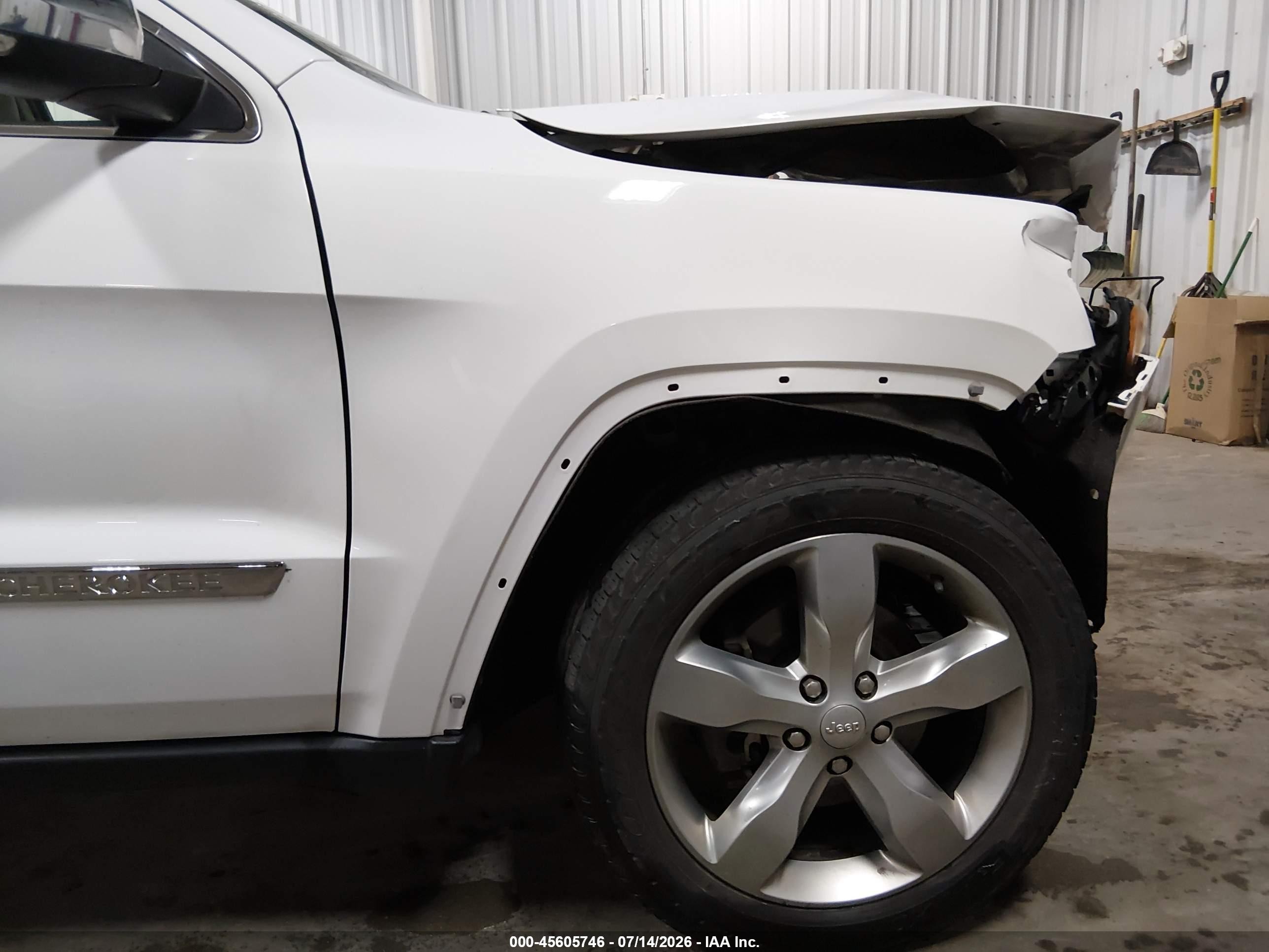 2013 Jeep Grand Cherokee Limited White vin: 1C4RJFBG5DC522998