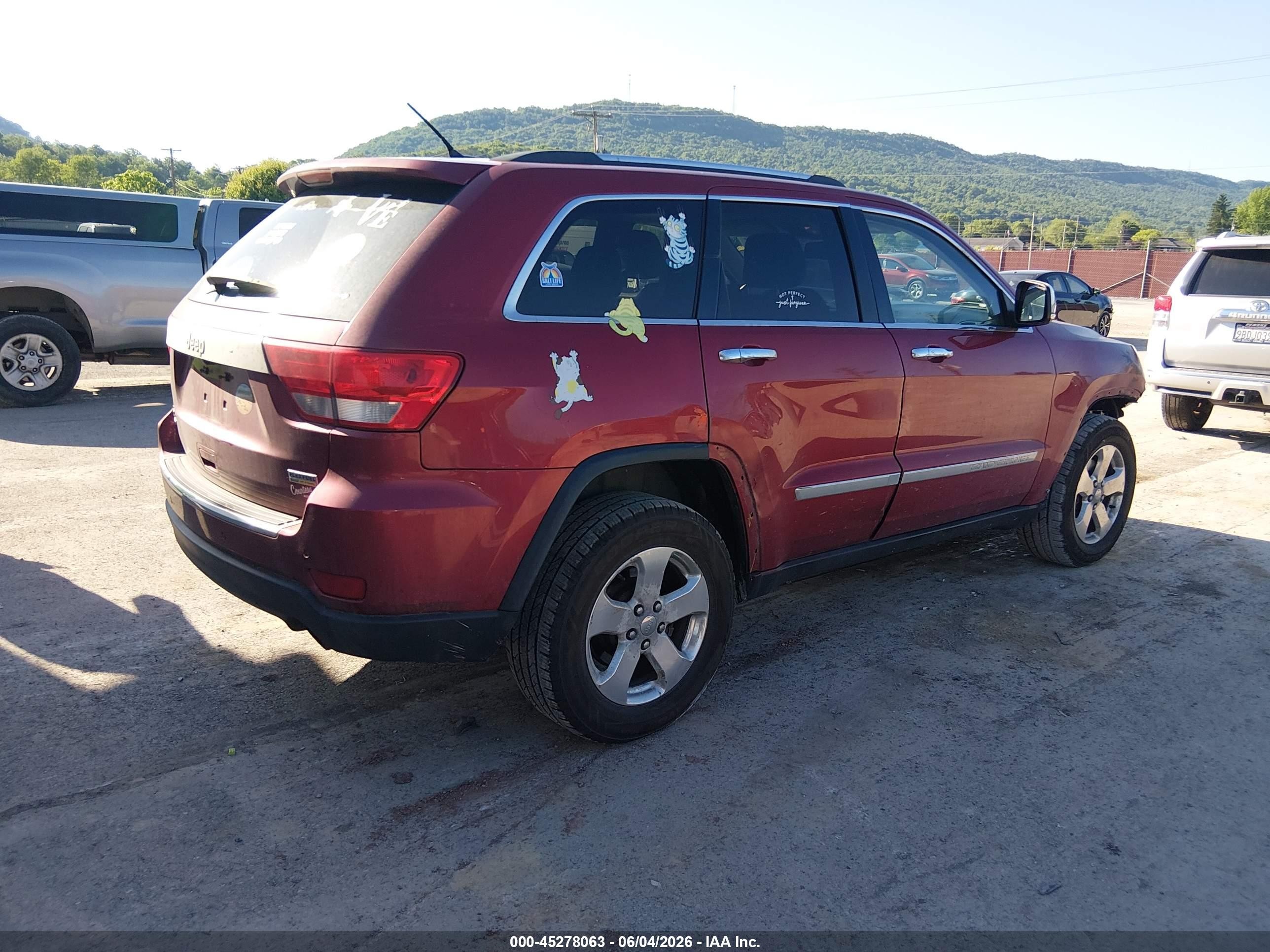 2013 Jeep Grand Cherokee Limited Red vin: 1C4RJFBG5DC656233