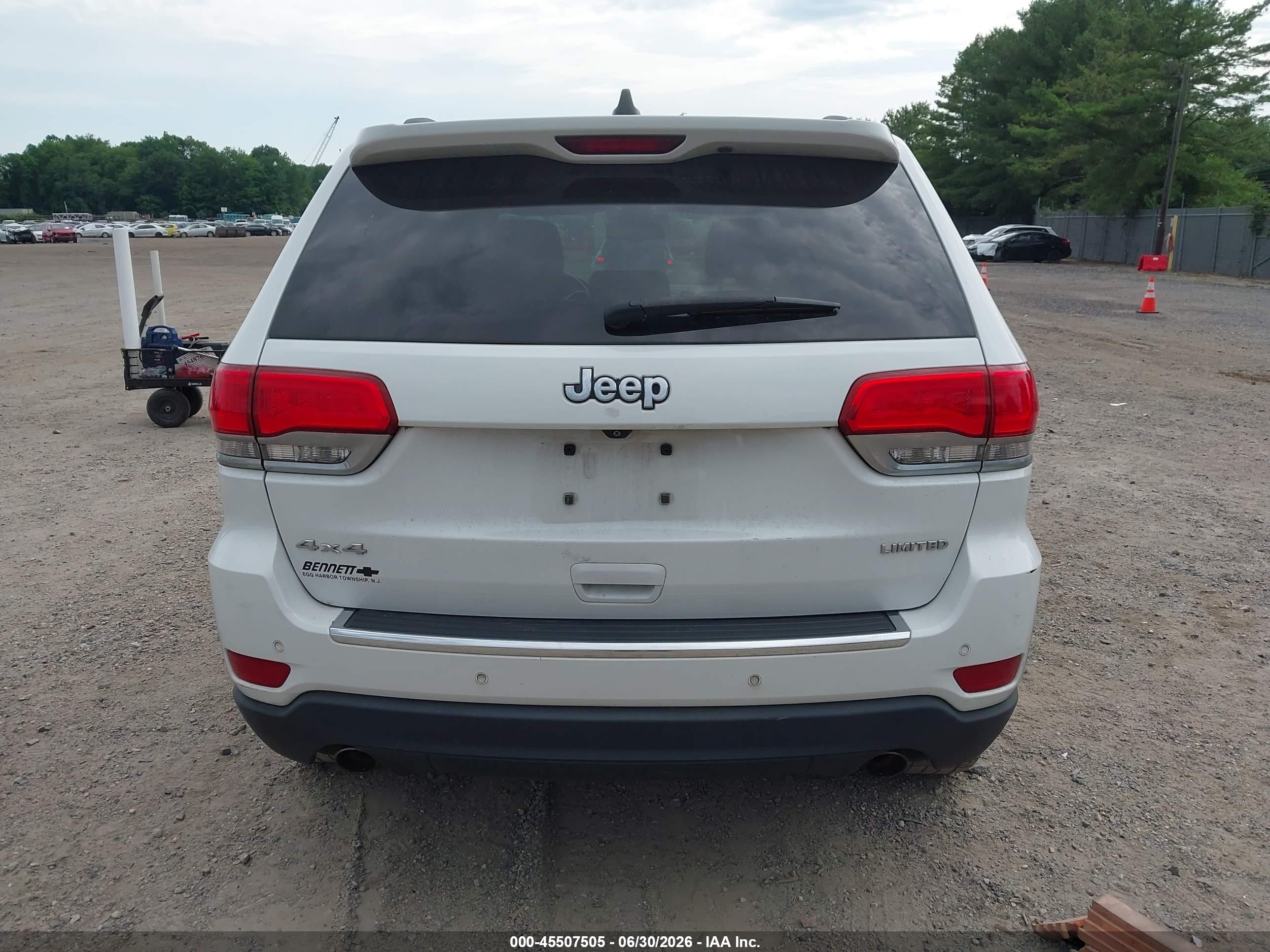 2014 Jeep Grand Cherokee Limited White vin: 1C4RJFBG5EC132579