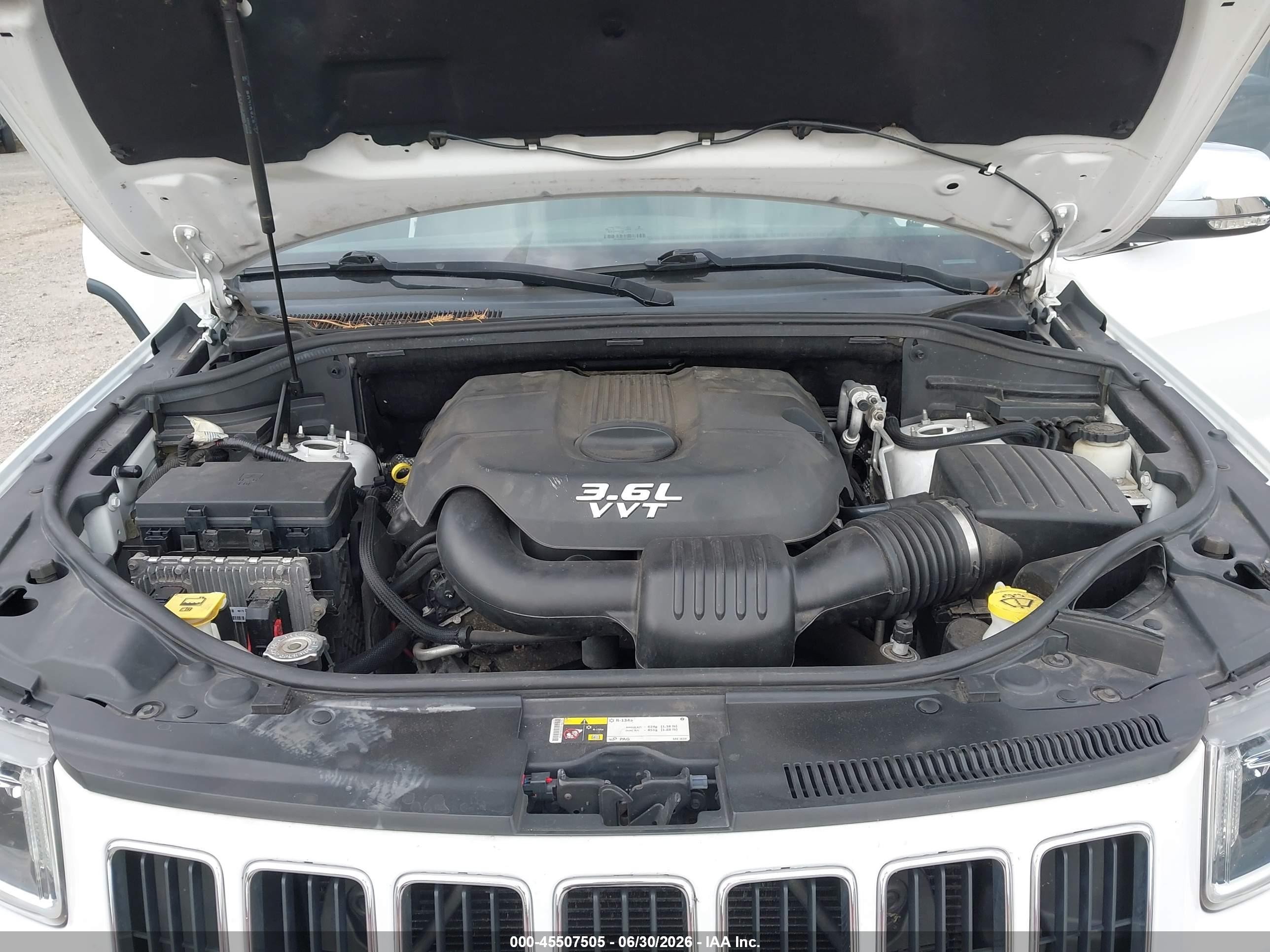 2014 Jeep Grand Cherokee Limited White vin: 1C4RJFBG5EC132579