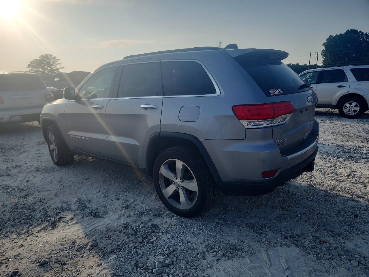 2014 Jeep Grand Cherokee Limited Silver vin: 1C4RJFBG5EC181233