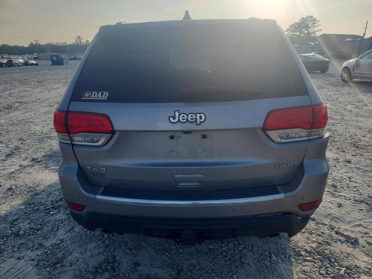 2014 Jeep Grand Cherokee Limited Silver vin: 1C4RJFBG5EC181233