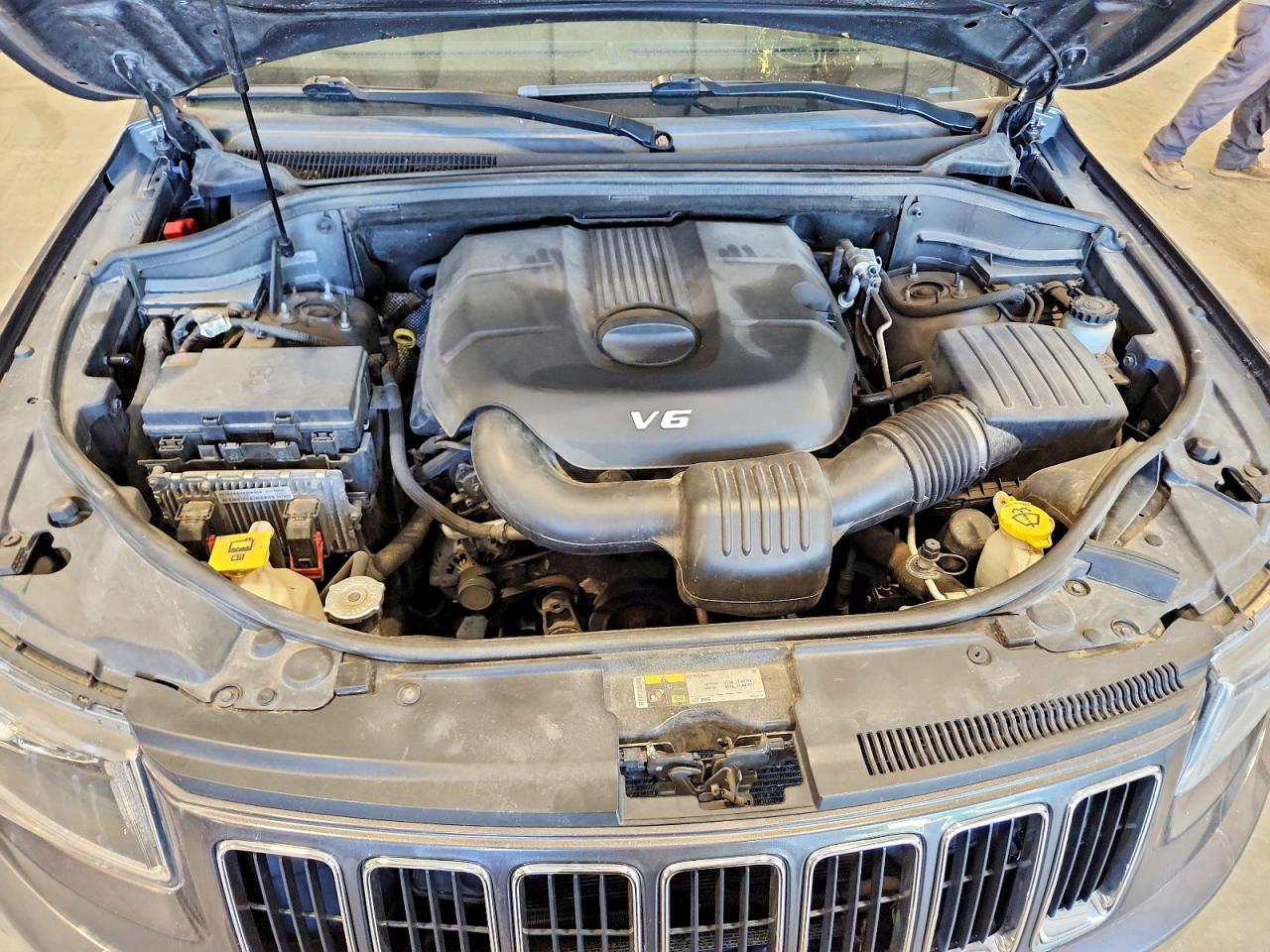 2014 Jeep Grand Cherokee Limited Серый vin: 1C4RJFBG5EC329493