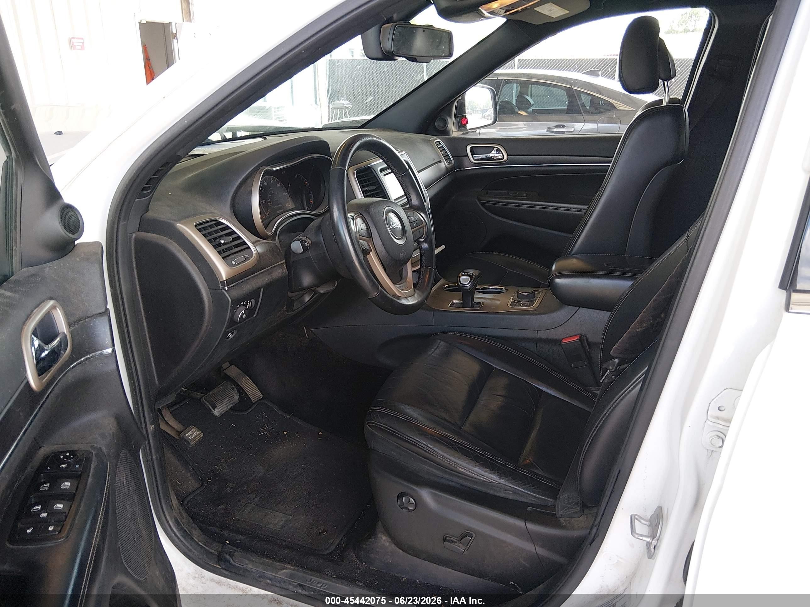 2015 Jeep Grand Cherokee Limited Белый vin: 1C4RJFBG5FC158567