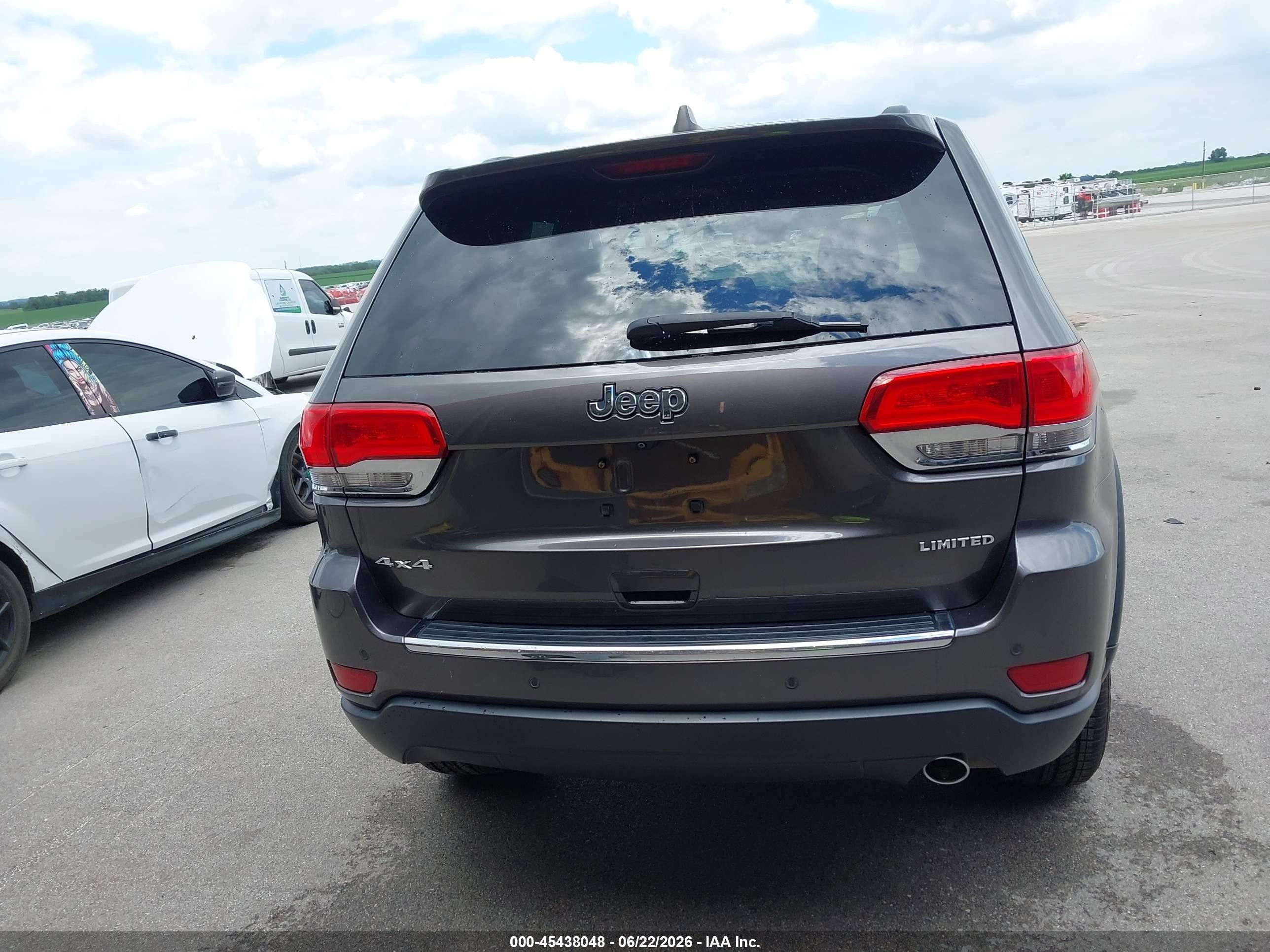 2015 Jeep Grand Cherokee Limited Gray vin: 1C4RJFBG5FC661581