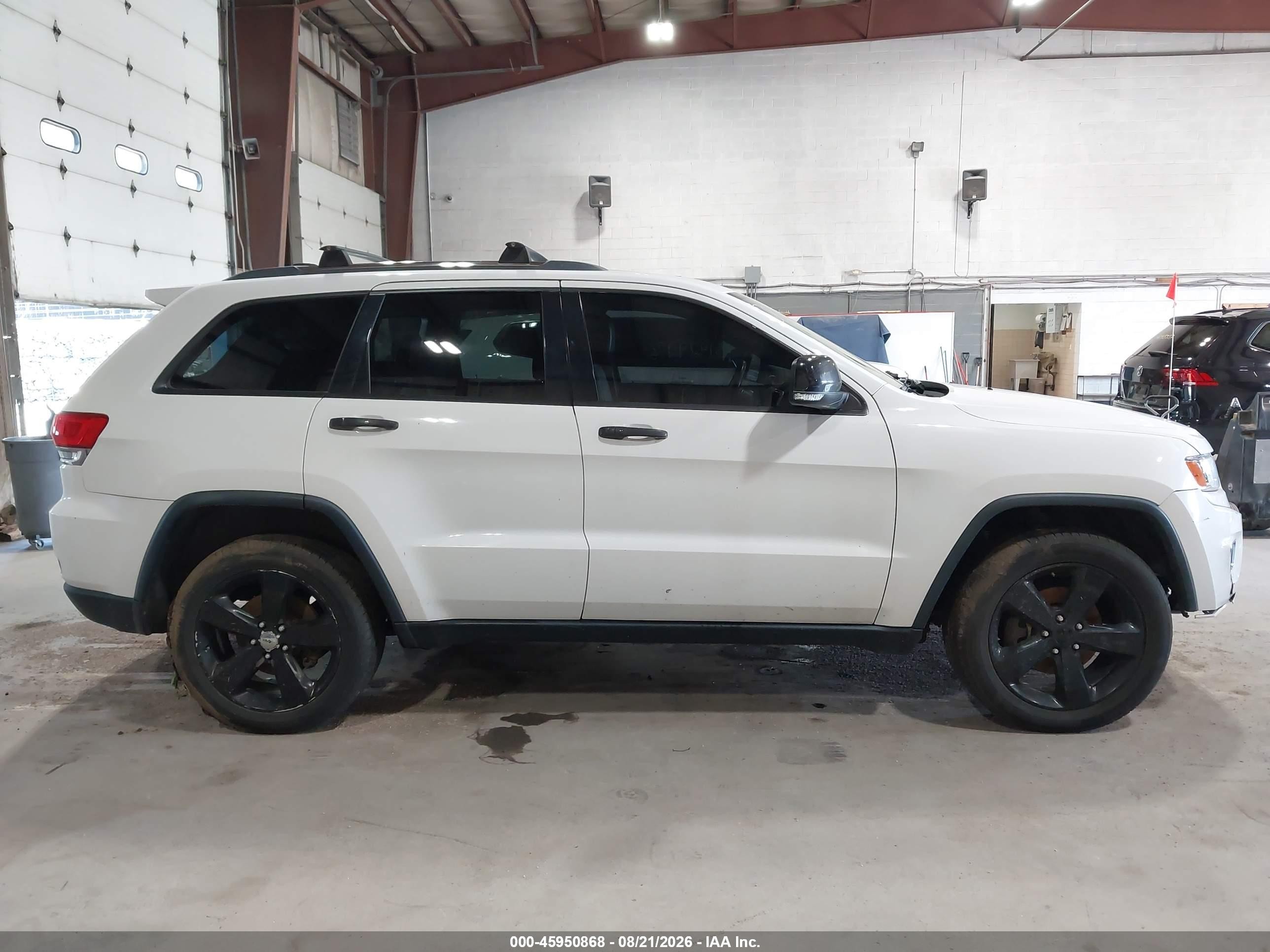 2015 Jeep Grand Cherokee Limited White vin: 1C4RJFBG5FC794664