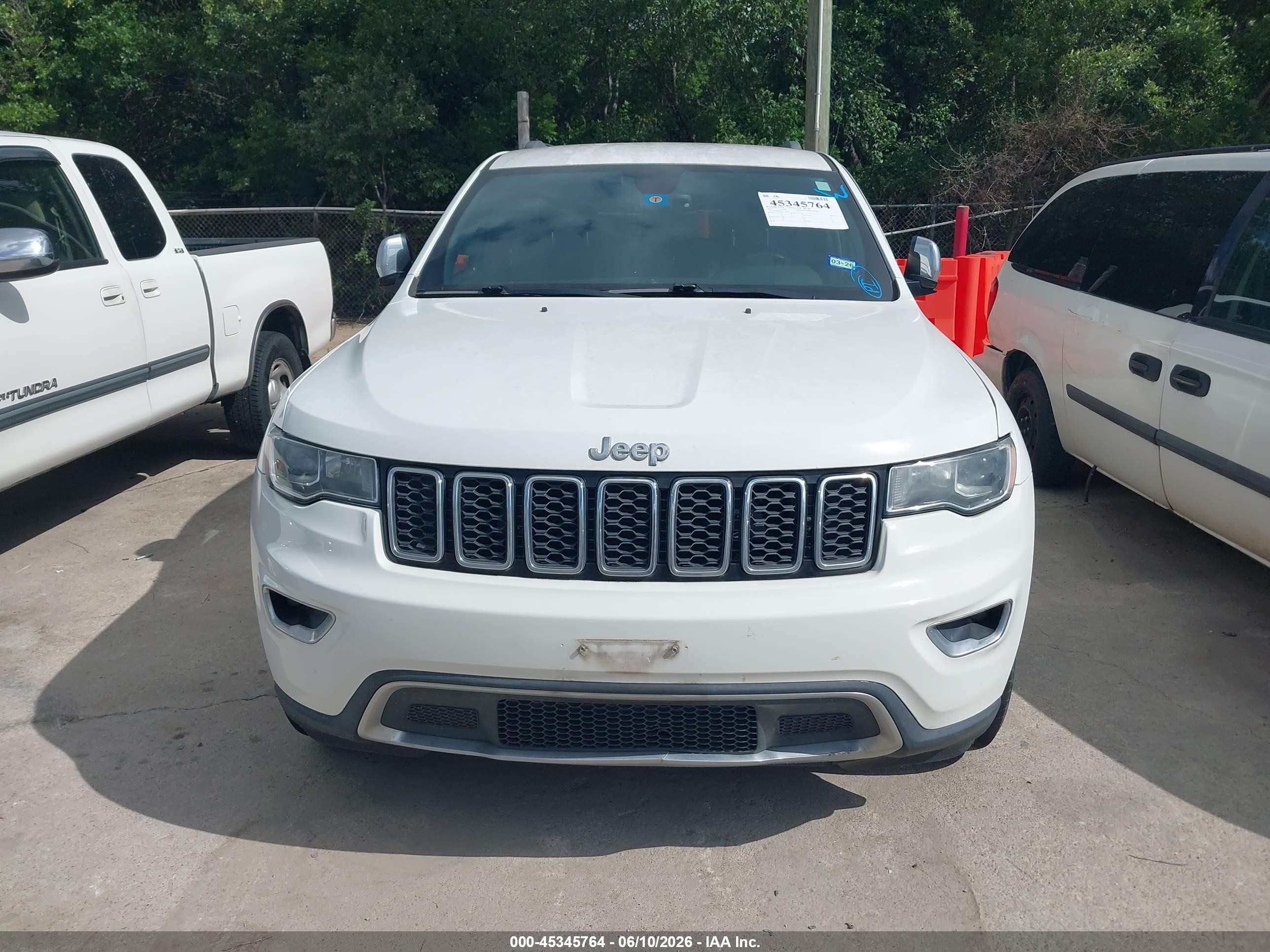 2018 Jeep Grand Cherokee Limited 4x4 White vin: 1C4RJFBG5JC315037