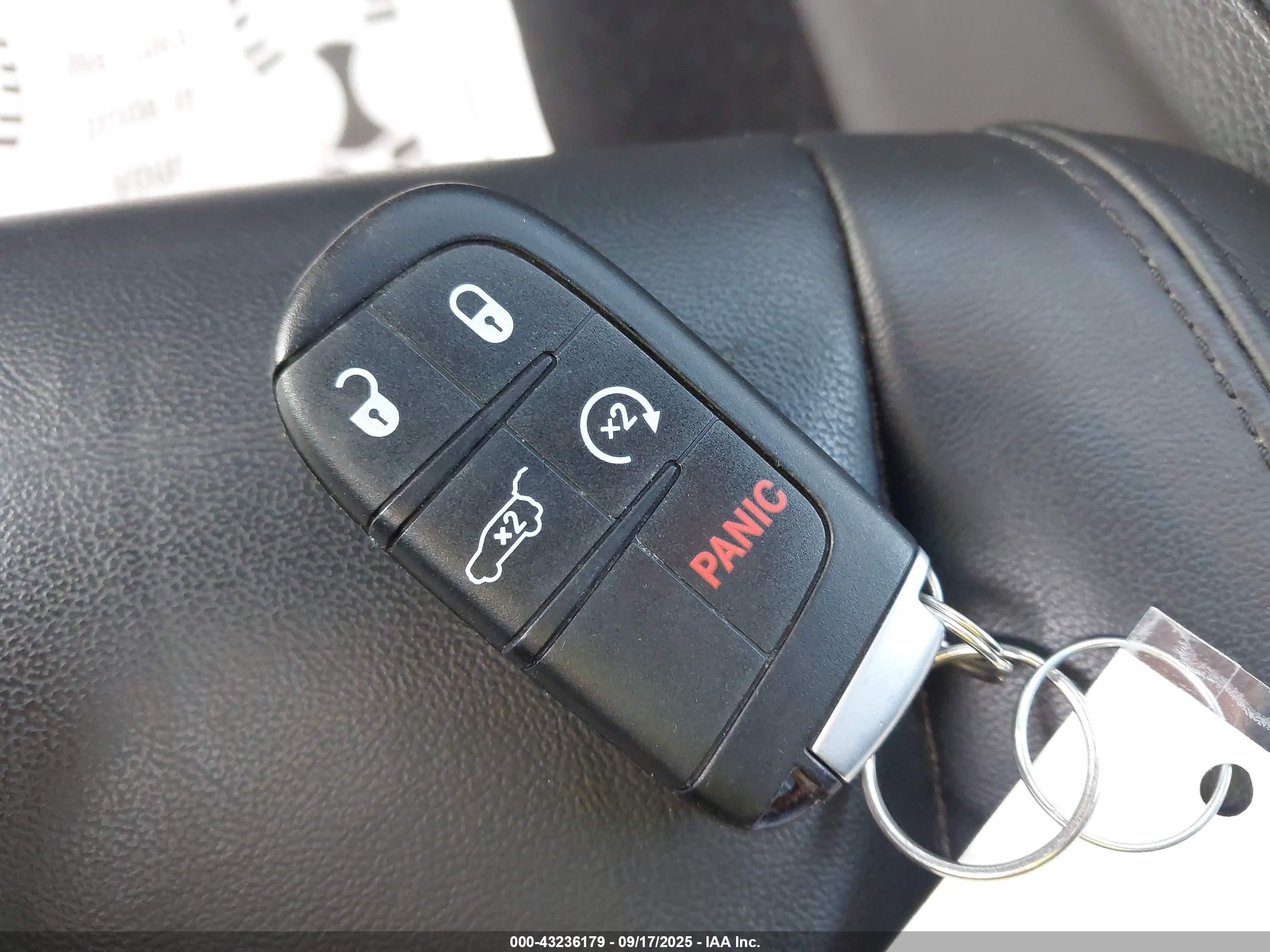 2021 Jeep Grand Cherokee Limited 4x4 Красный vin: 1C4RJFBG5MC546203
