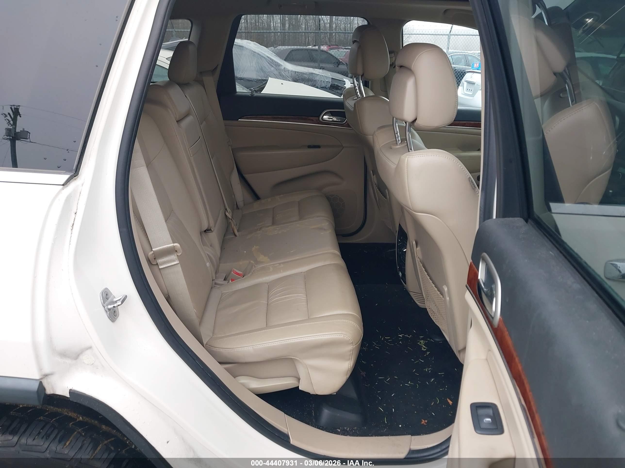 2012 Jeep Grand Cherokee Limited Белый vin: 1C4RJFBG6CC248452