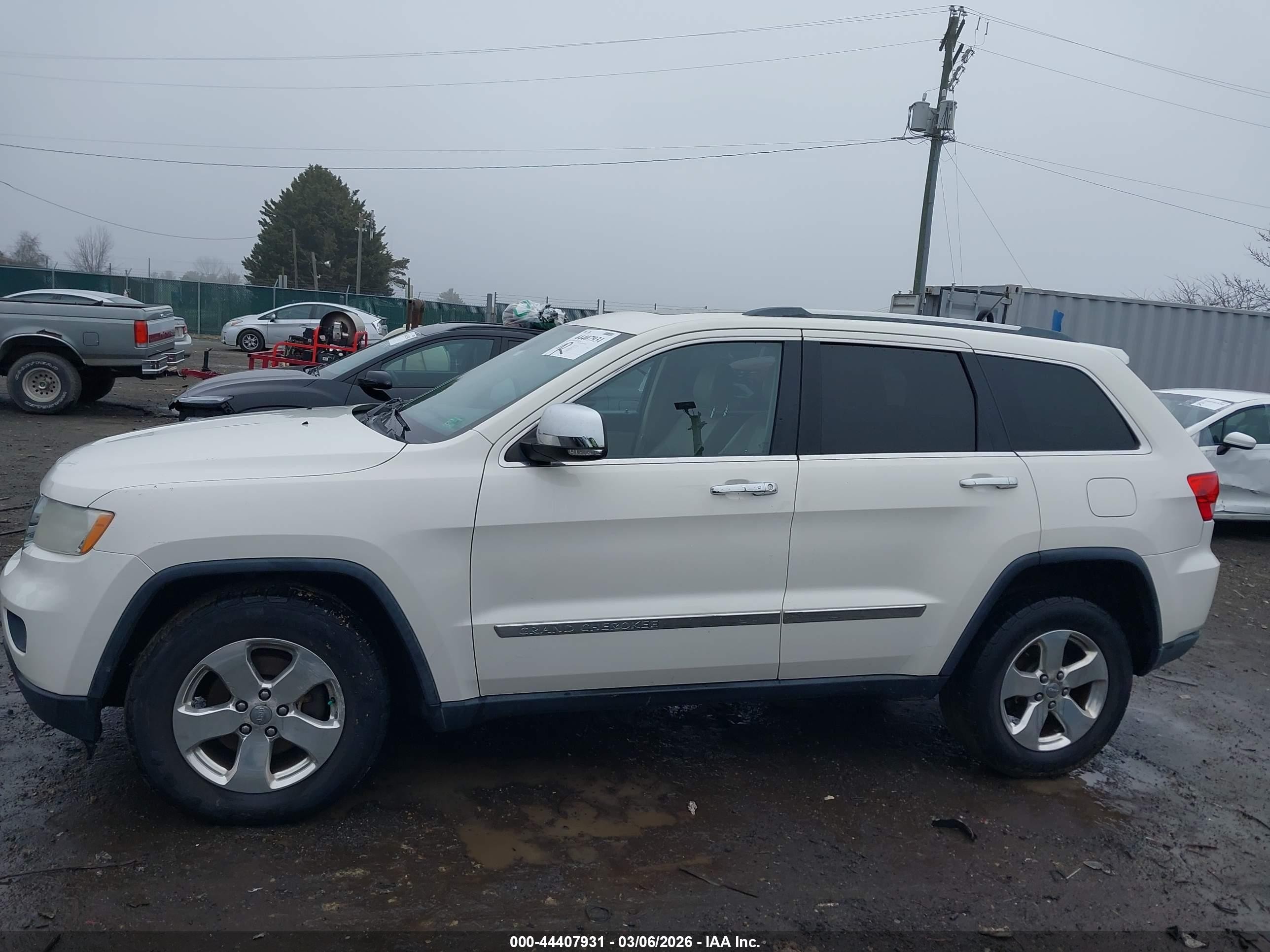 2012 Jeep Grand Cherokee Limited Белый vin: 1C4RJFBG6CC248452