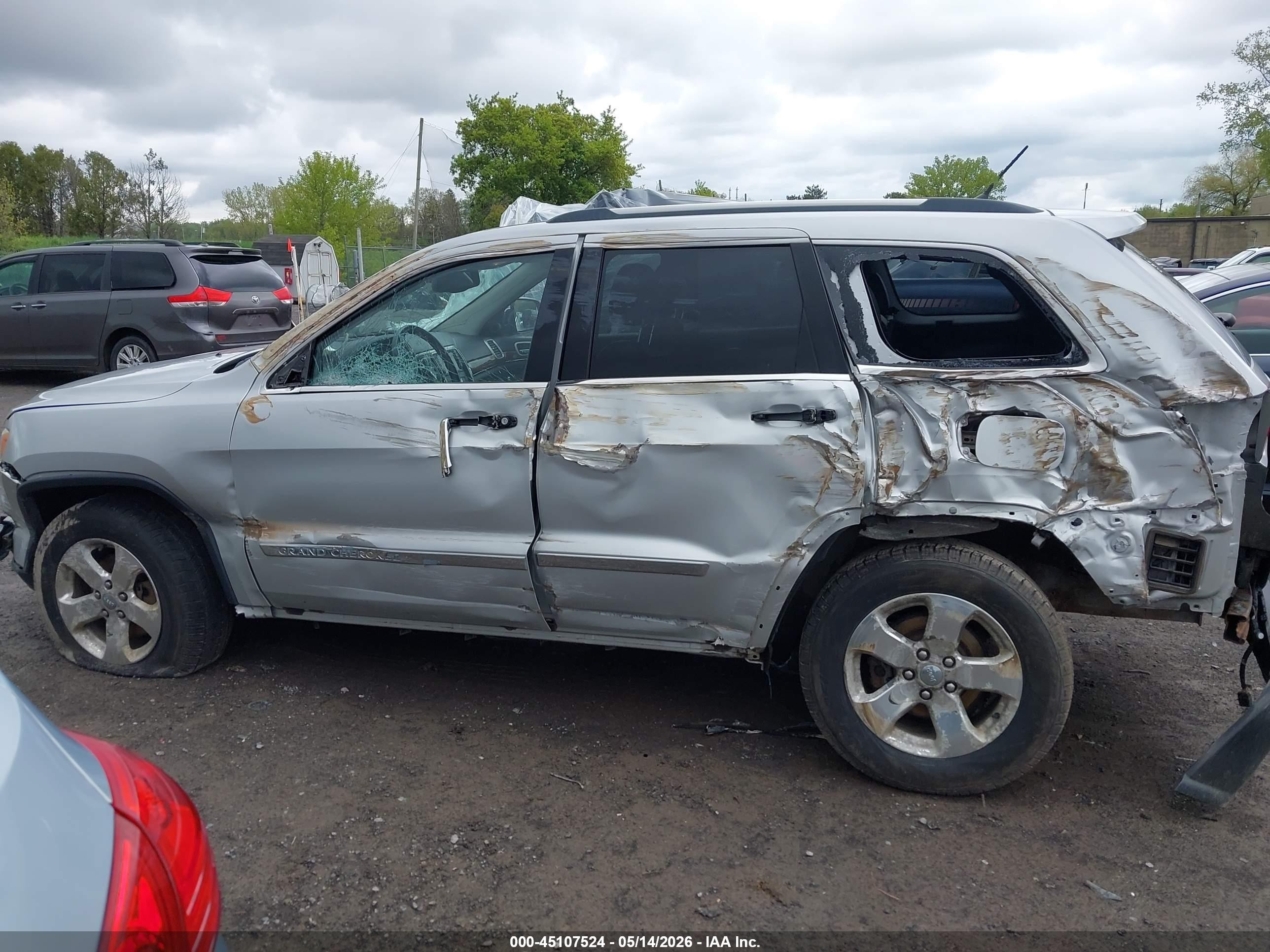 2012 Jeep Grand Cherokee Limited Silver vin: 1C4RJFBG6CC359275