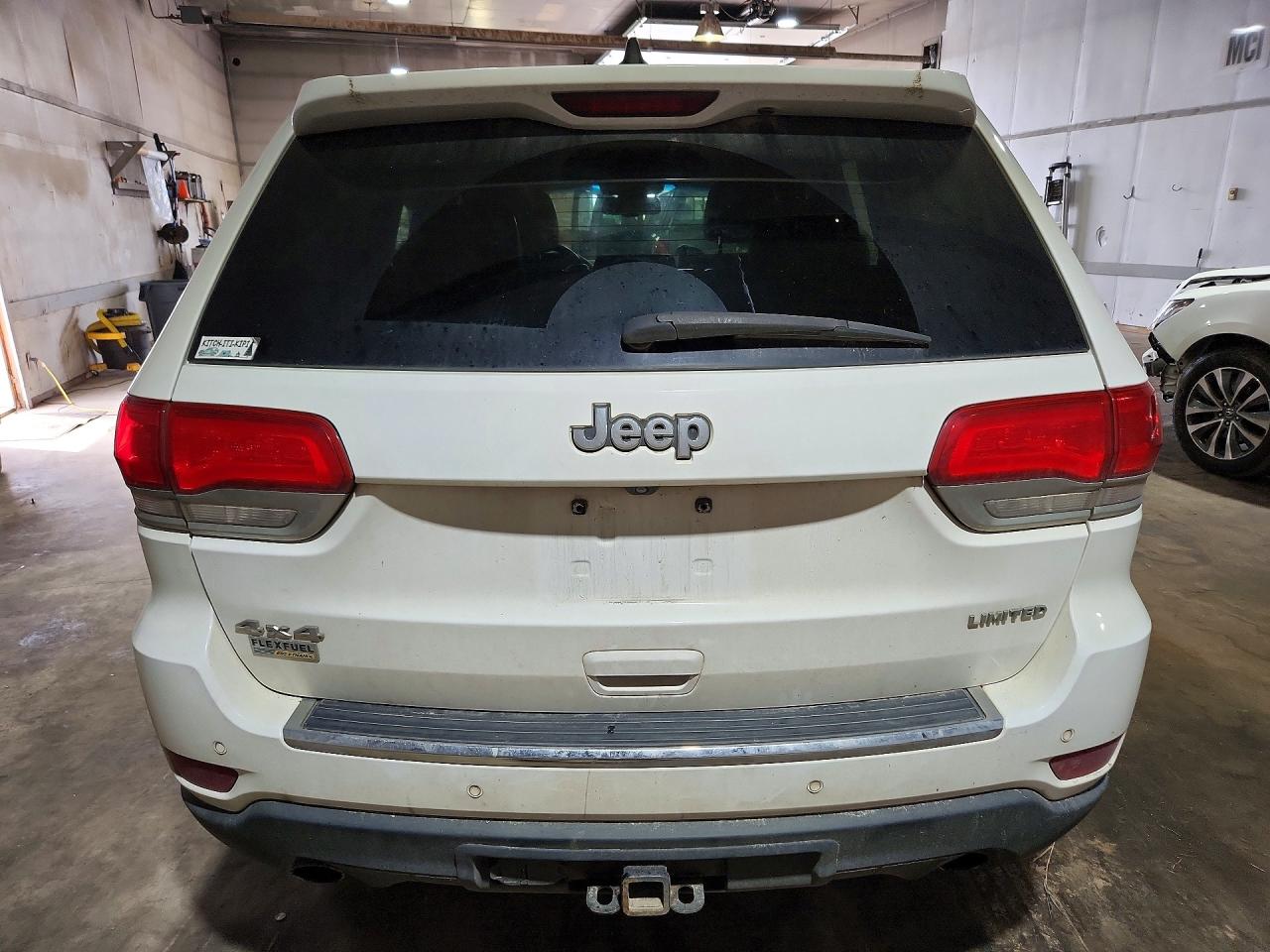 2014 Jeep Grand Cherokee Limited White vin: 1C4RJFBG6EC429800