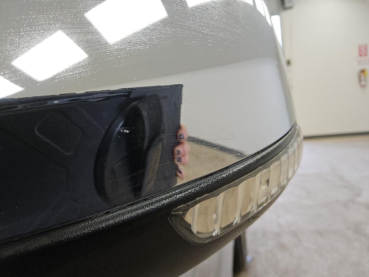 2015 Jeep Grand Cherokee Limited Серебряный vin: 1C4RJFBG6FC110611 Damage: Left Mirror, Chipped, 3