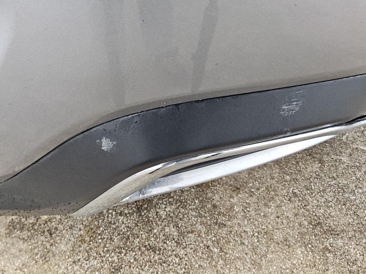 2015 Jeep Grand Cherokee Limited Серебряный vin: 1C4RJFBG6FC110611 Damage: Front Bumper, Heavy Scratch, 2 To 3 Inches