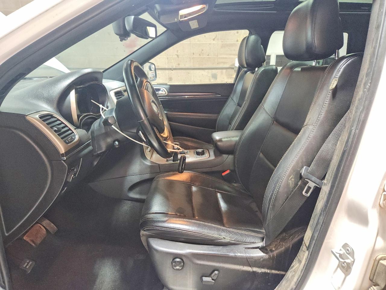2015 Jeep Grand Cherokee Limited White vin: 1C4RJFBG6FC604080