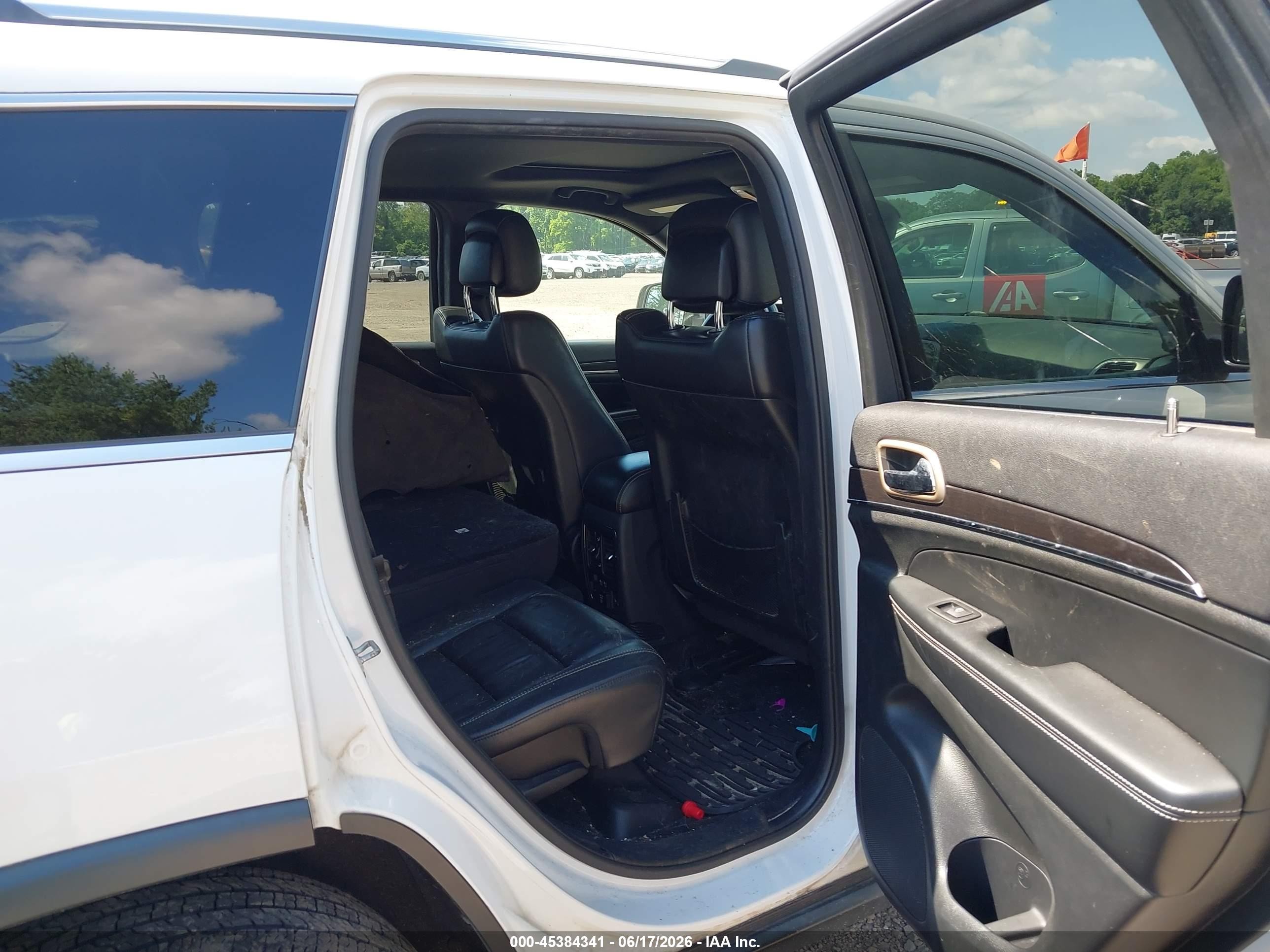 2015 Jeep Grand Cherokee Limited White vin: 1C4RJFBG6FC608274