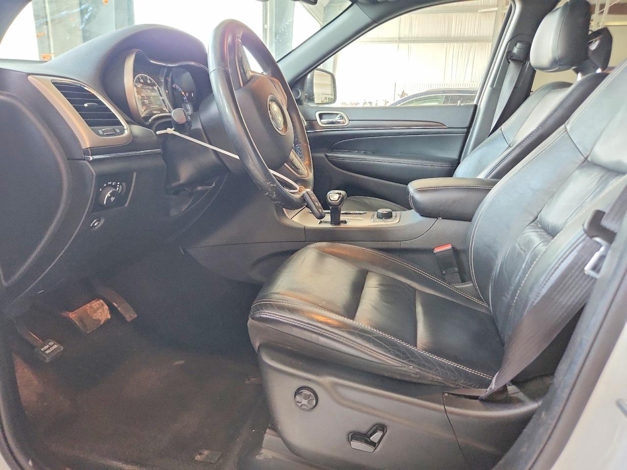 2015 Jeep Grand Cherokee Limited Белый vin: 1C4RJFBG6FC636513