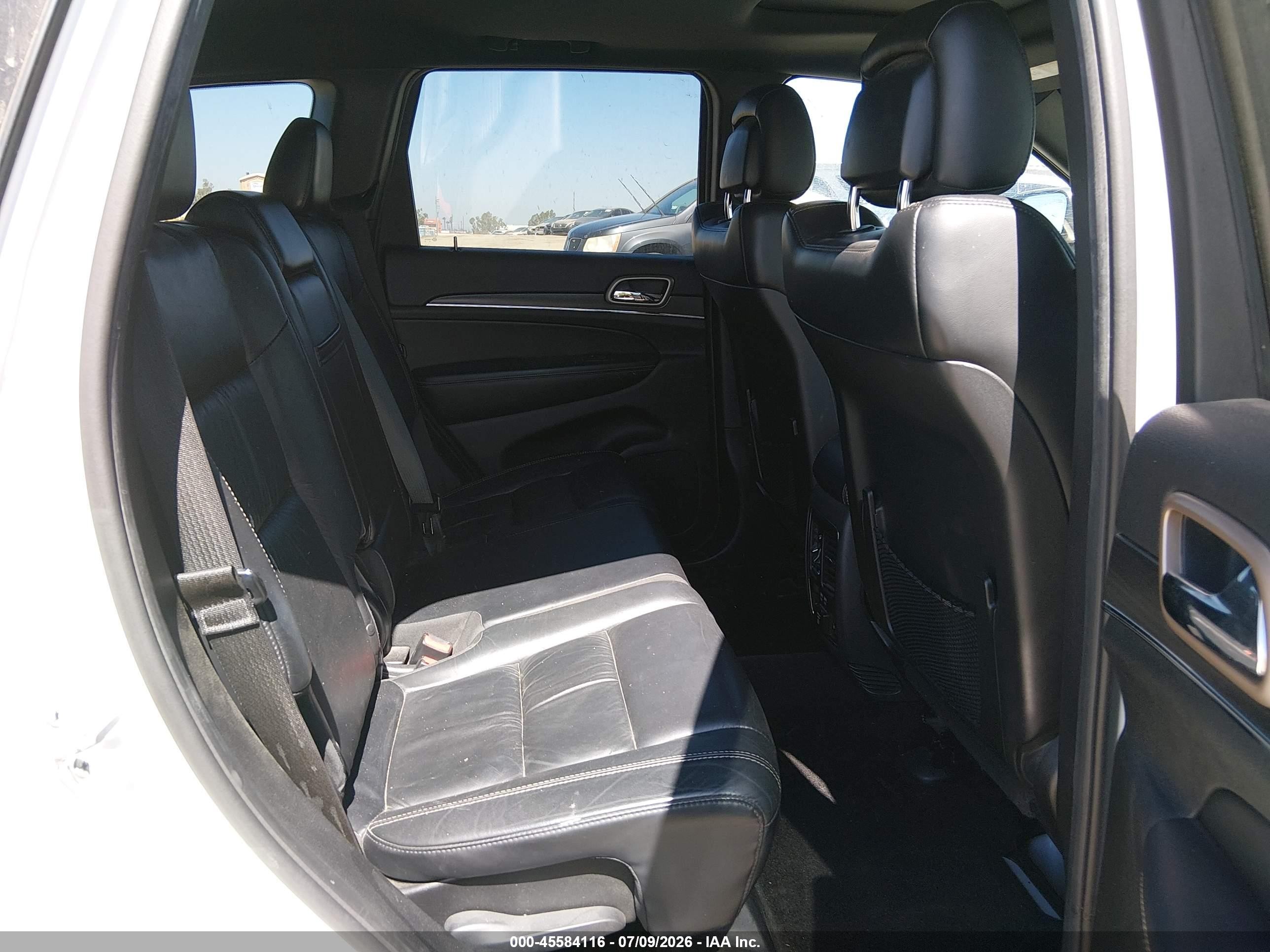 2015 Jeep Grand Cherokee Limited White vin: 1C4RJFBG6FC685033