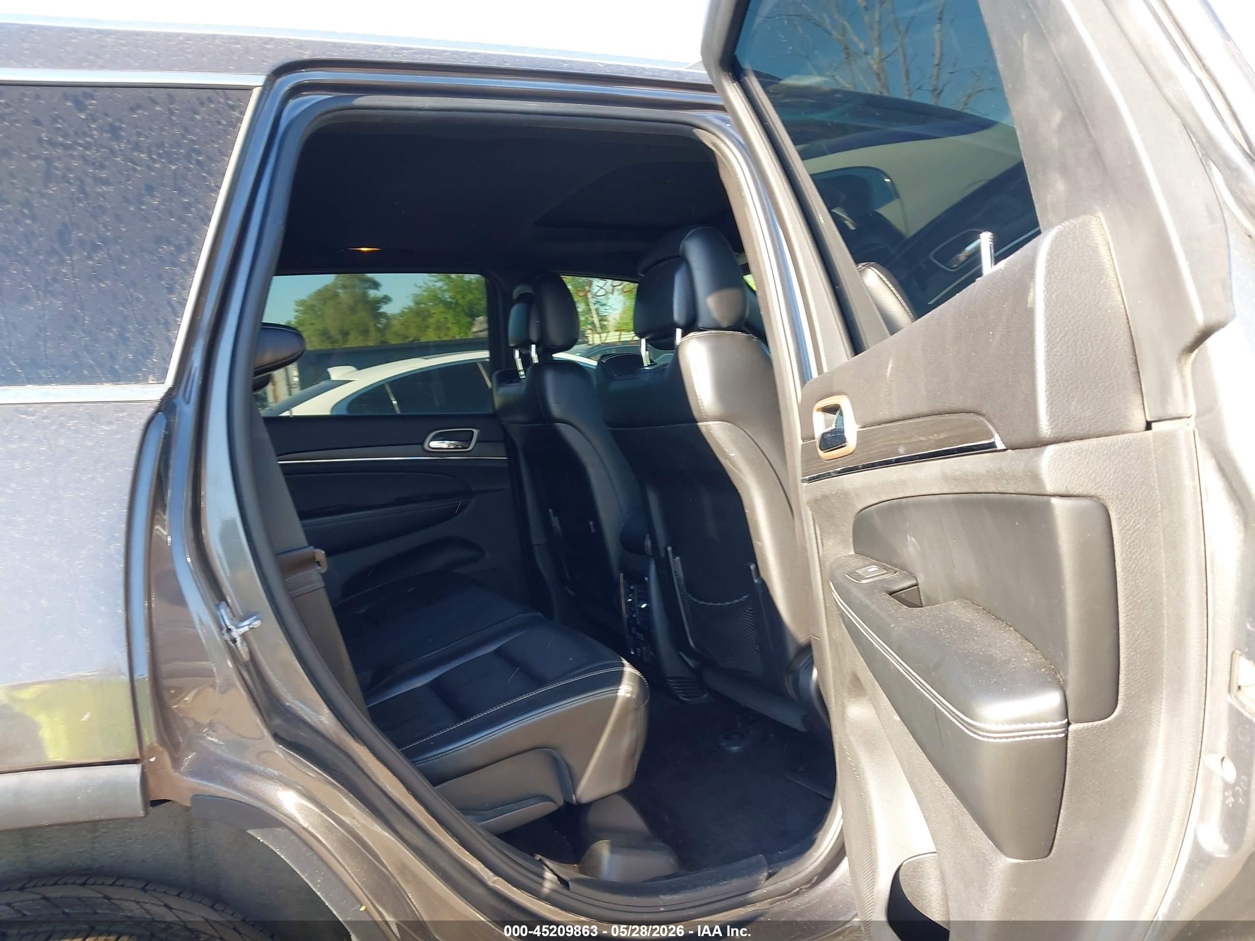 2015 Jeep Grand Cherokee Limited Серый vin: 1C4RJFBG6FC954857