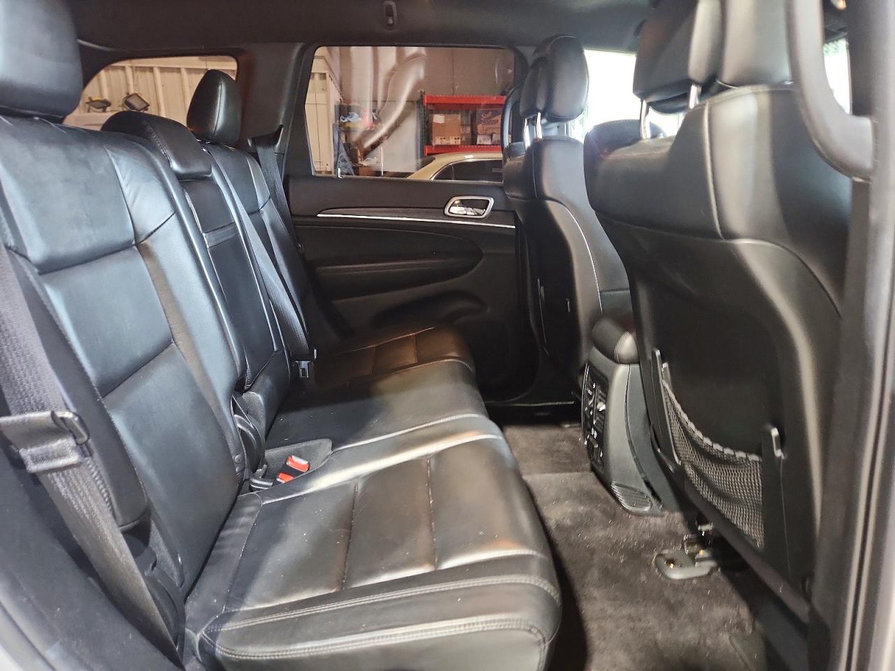 2018 Jeep Grand Cherokee Limited Silver vin: 1C4RJFBG6JC256239