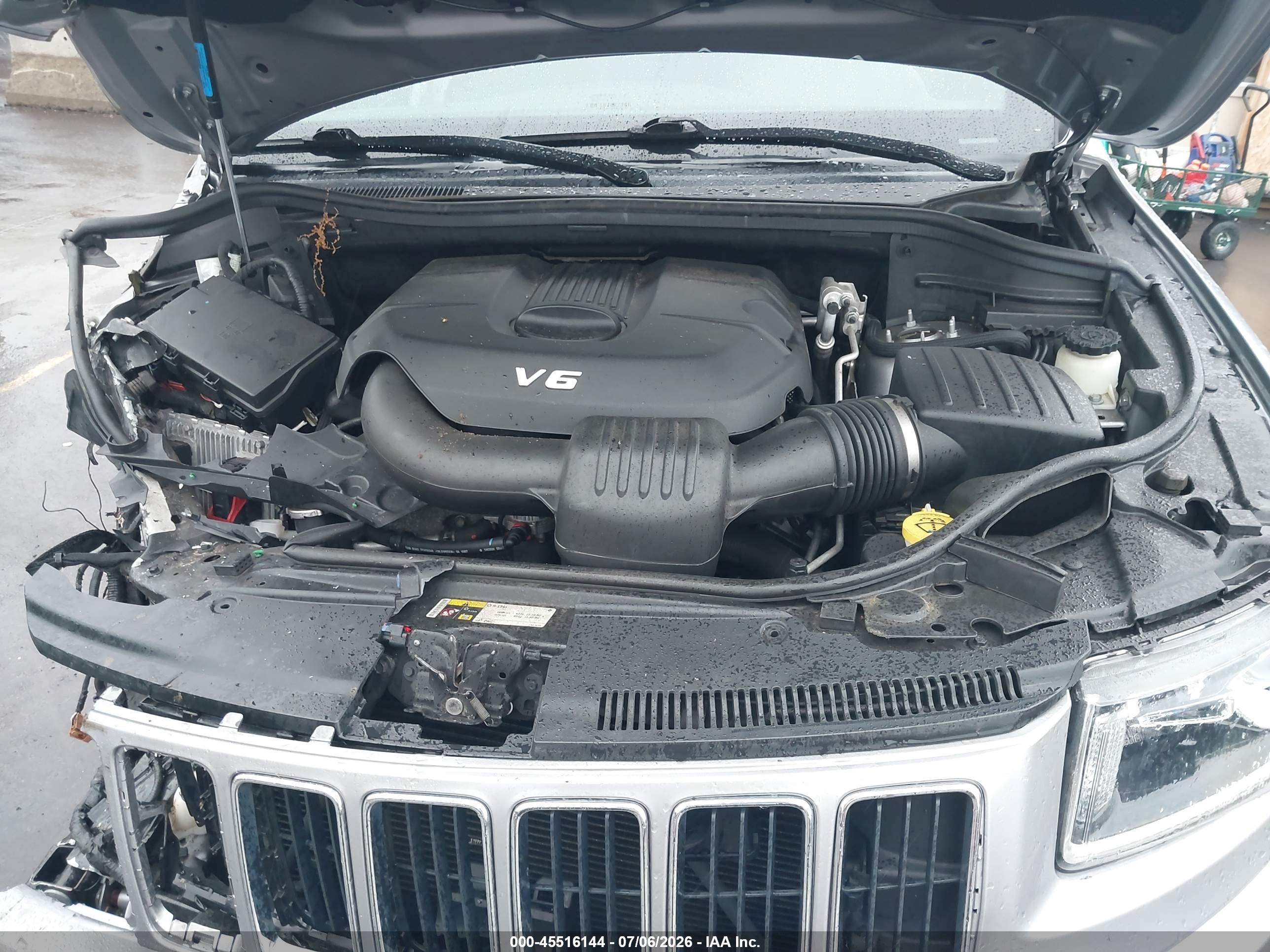2014 Jeep Grand Cherokee Limited Silver vin: 1C4RJFBG7EC237513
