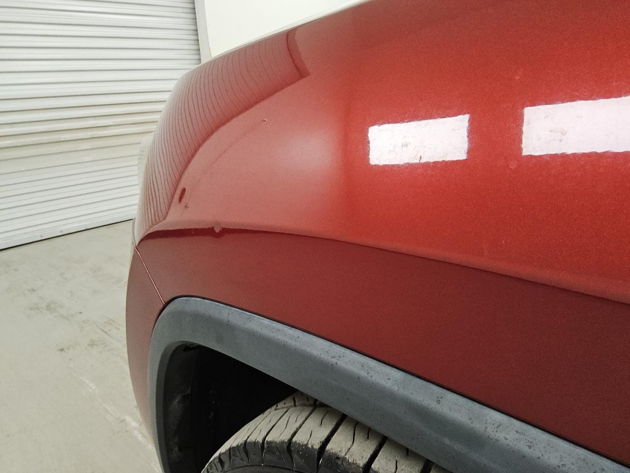 2014 Jeep Grand Cherokee Limited Red vin: 1C4RJFBG7EC469352 Damage: Left Front Fender, Dent(S) W/No Paint Dmg, Pdr-1 Dent