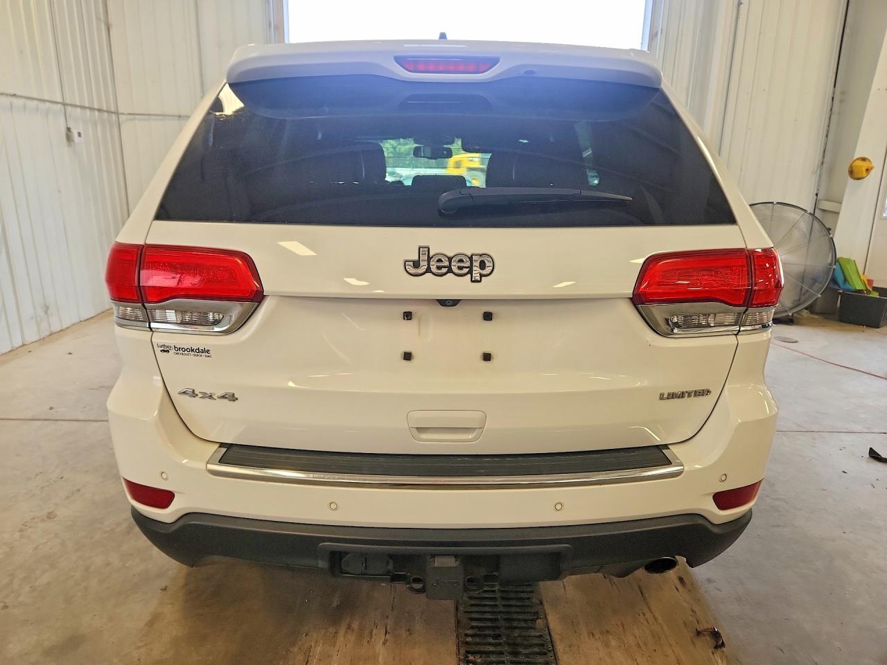 2015 Jeep Grand Cherokee Limited White vin: 1C4RJFBG7FC209812