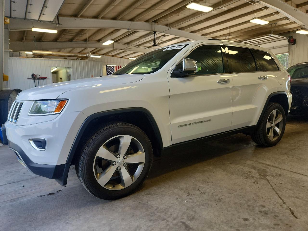 2015 Jeep Grand Cherokee Limited White vin: 1C4RJFBG7FC209812