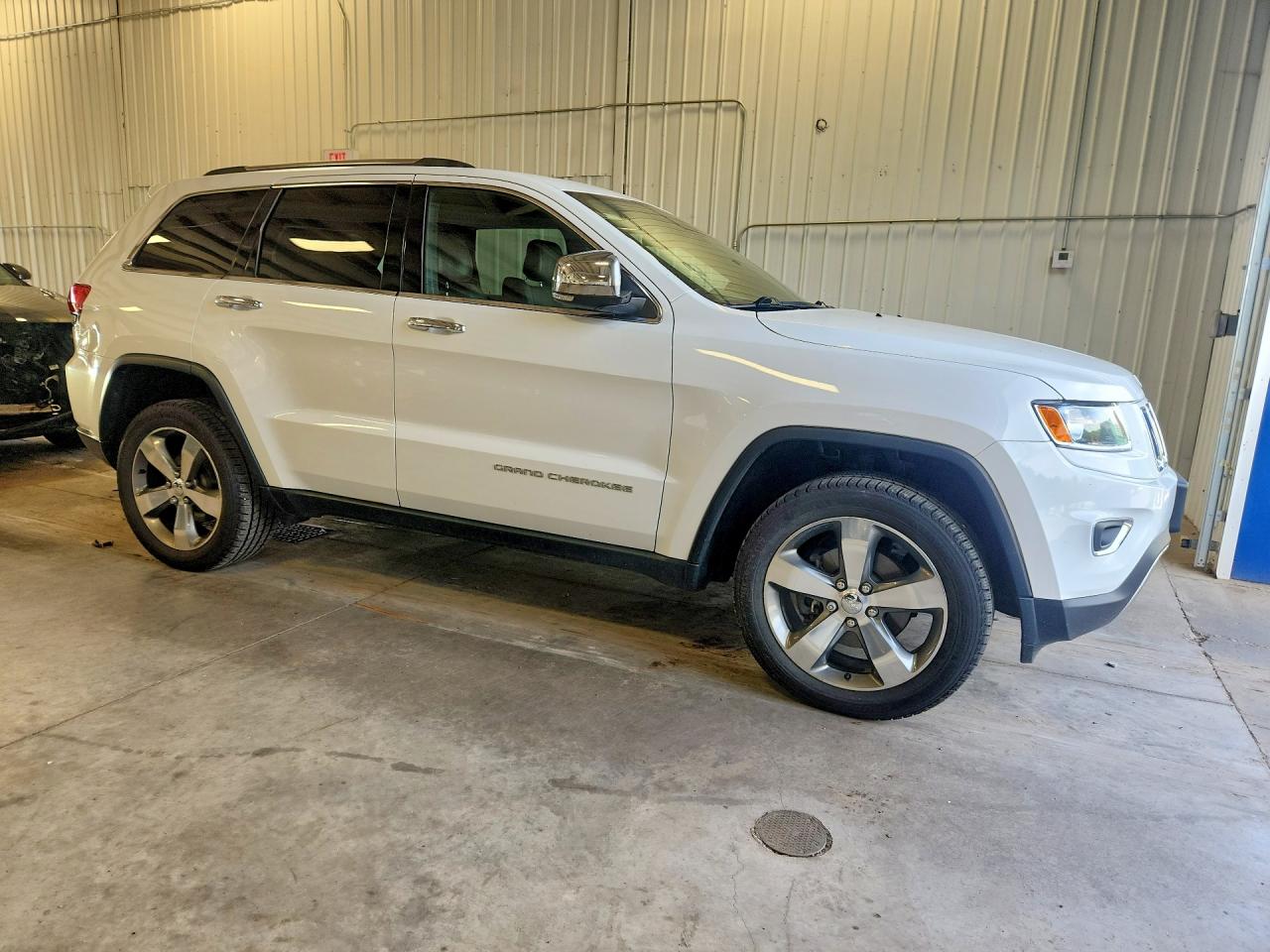 2015 Jeep Grand Cherokee Limited White vin: 1C4RJFBG7FC209812