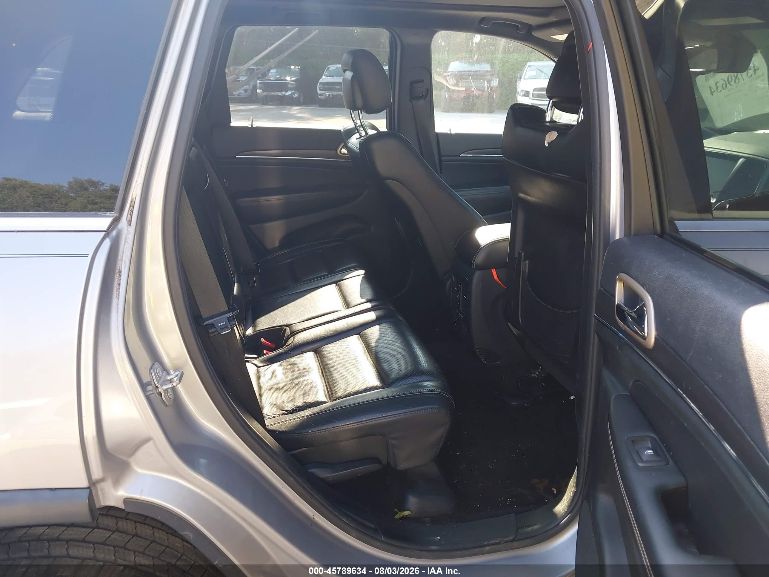 2015 Jeep Grand Cherokee Limited Silver vin: 1C4RJFBG7FC717407