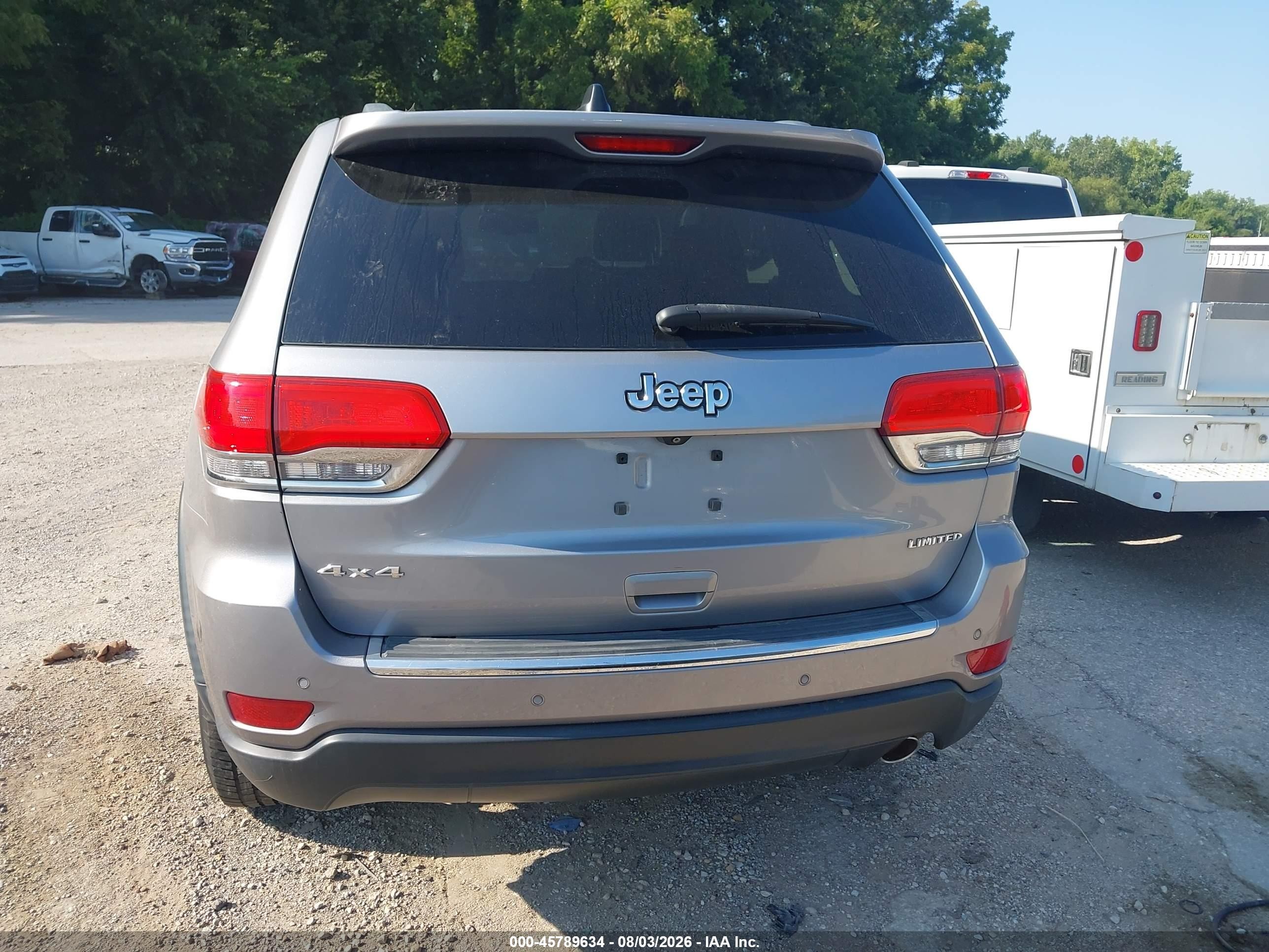2015 Jeep Grand Cherokee Limited Silver vin: 1C4RJFBG7FC717407