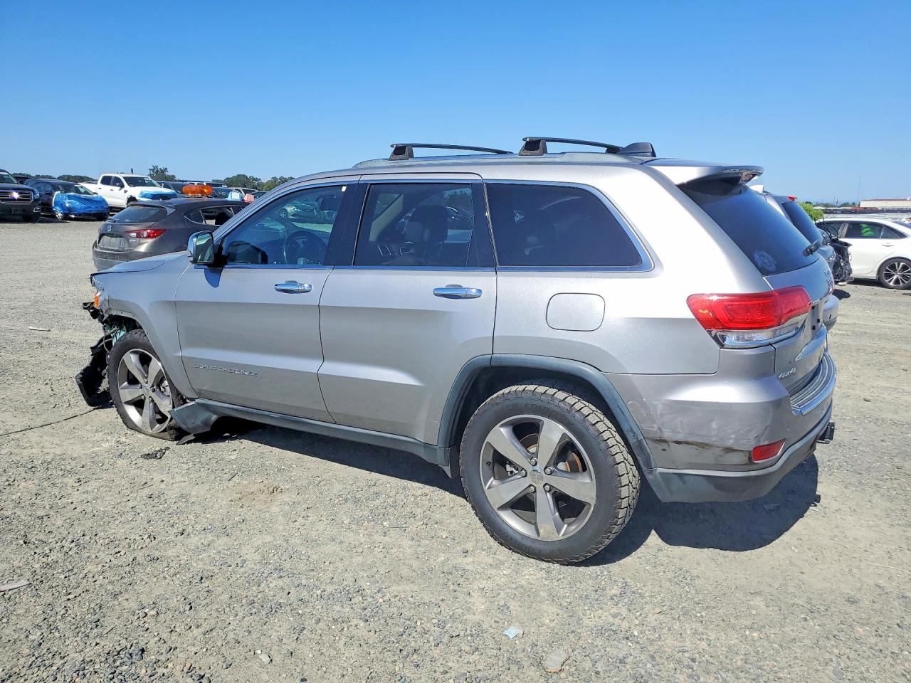 2015 Jeep Grand Cherokee Silver vin: 1C4RJFBG7FC778322