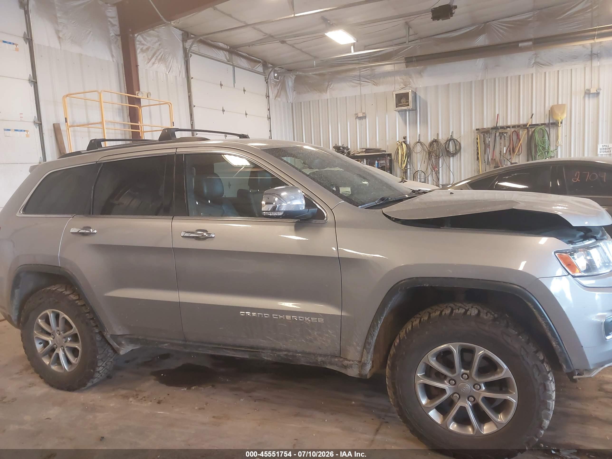 2015 Jeep Grand Cherokee Limited Серебряный vin: 1C4RJFBG7FC822108