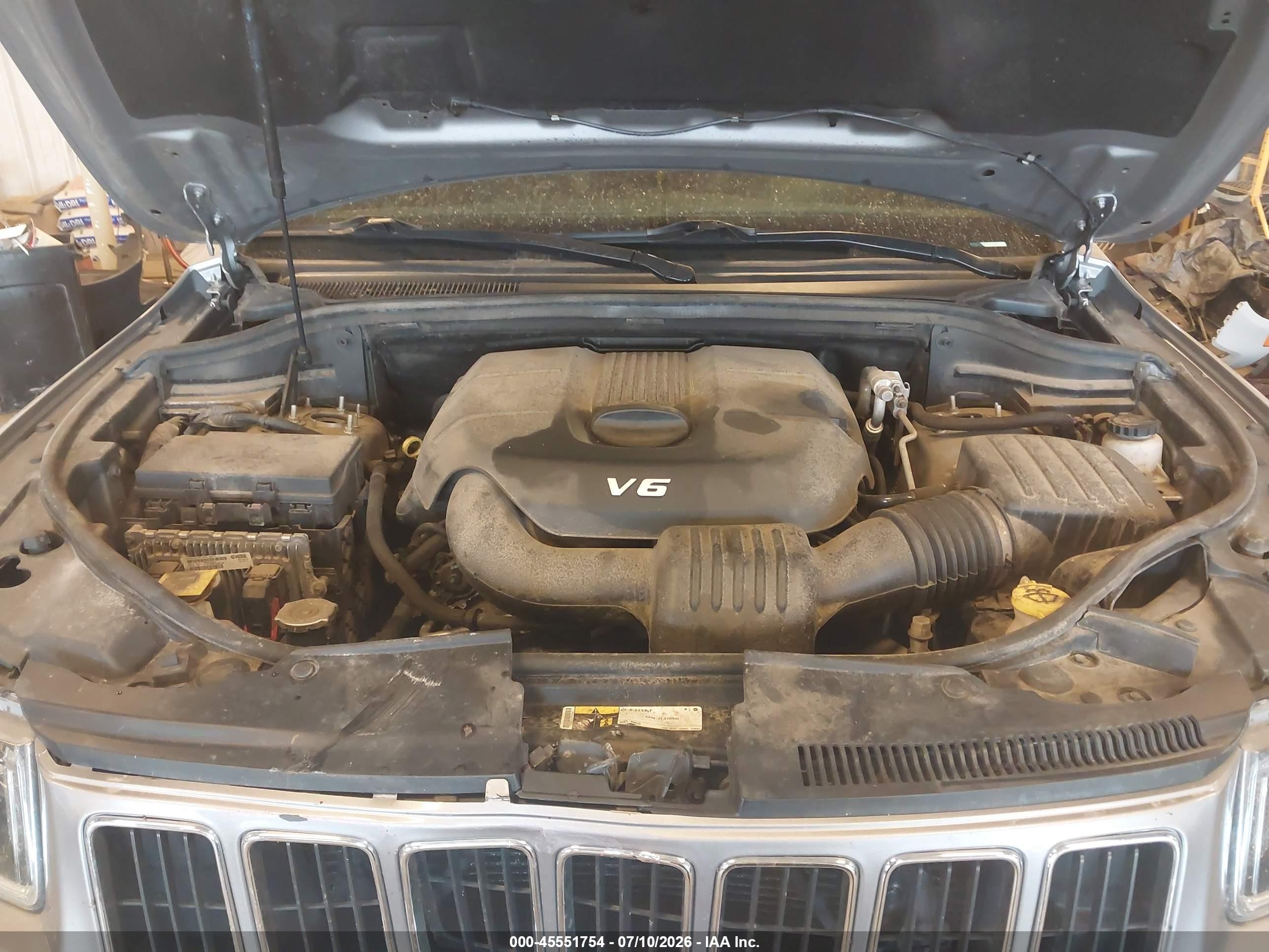 2015 Jeep Grand Cherokee Limited Серебряный vin: 1C4RJFBG7FC822108