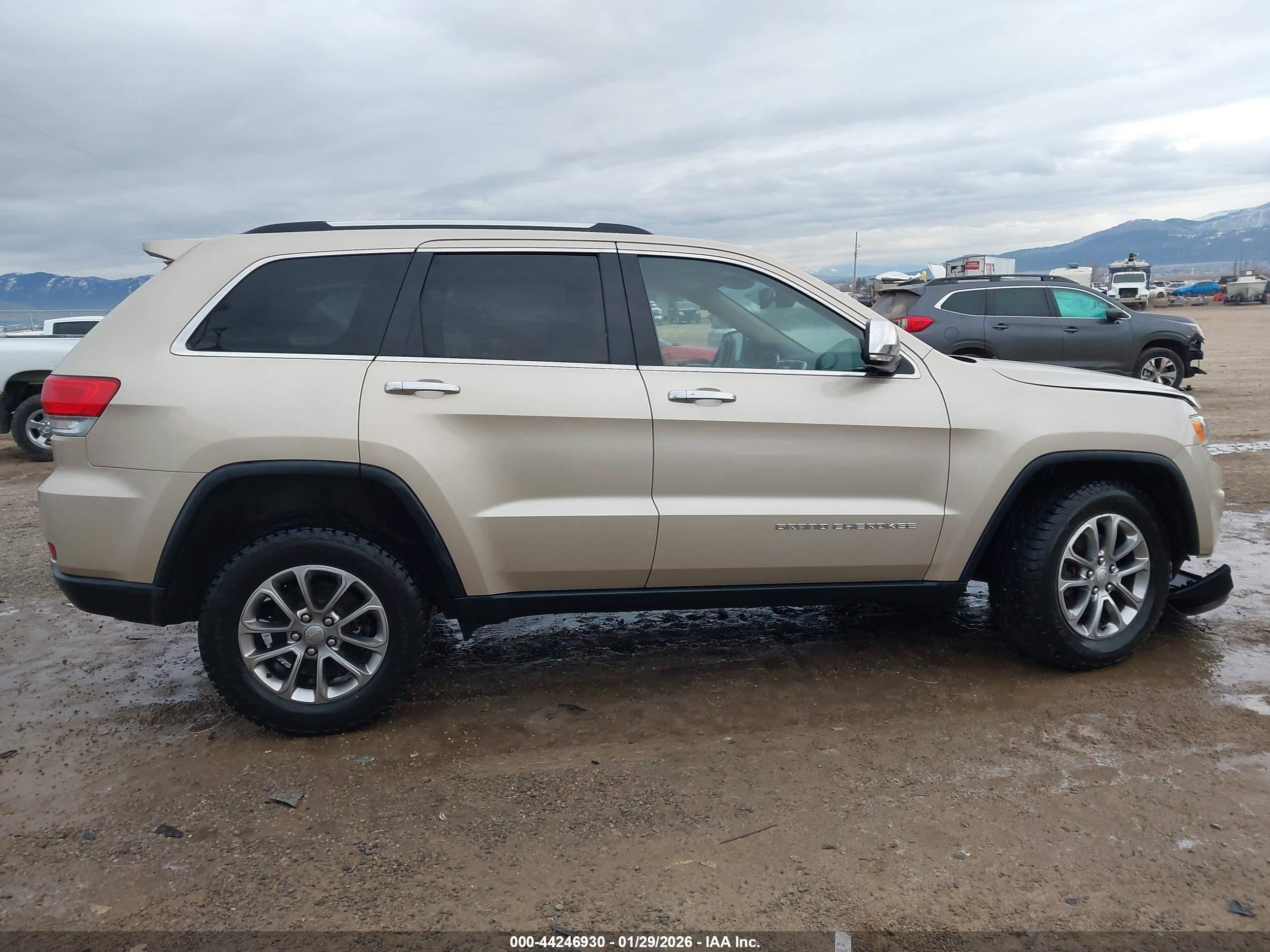 2015 Jeep Grand Cherokee Limited Champagne vin: 1C4RJFBG7FC838843