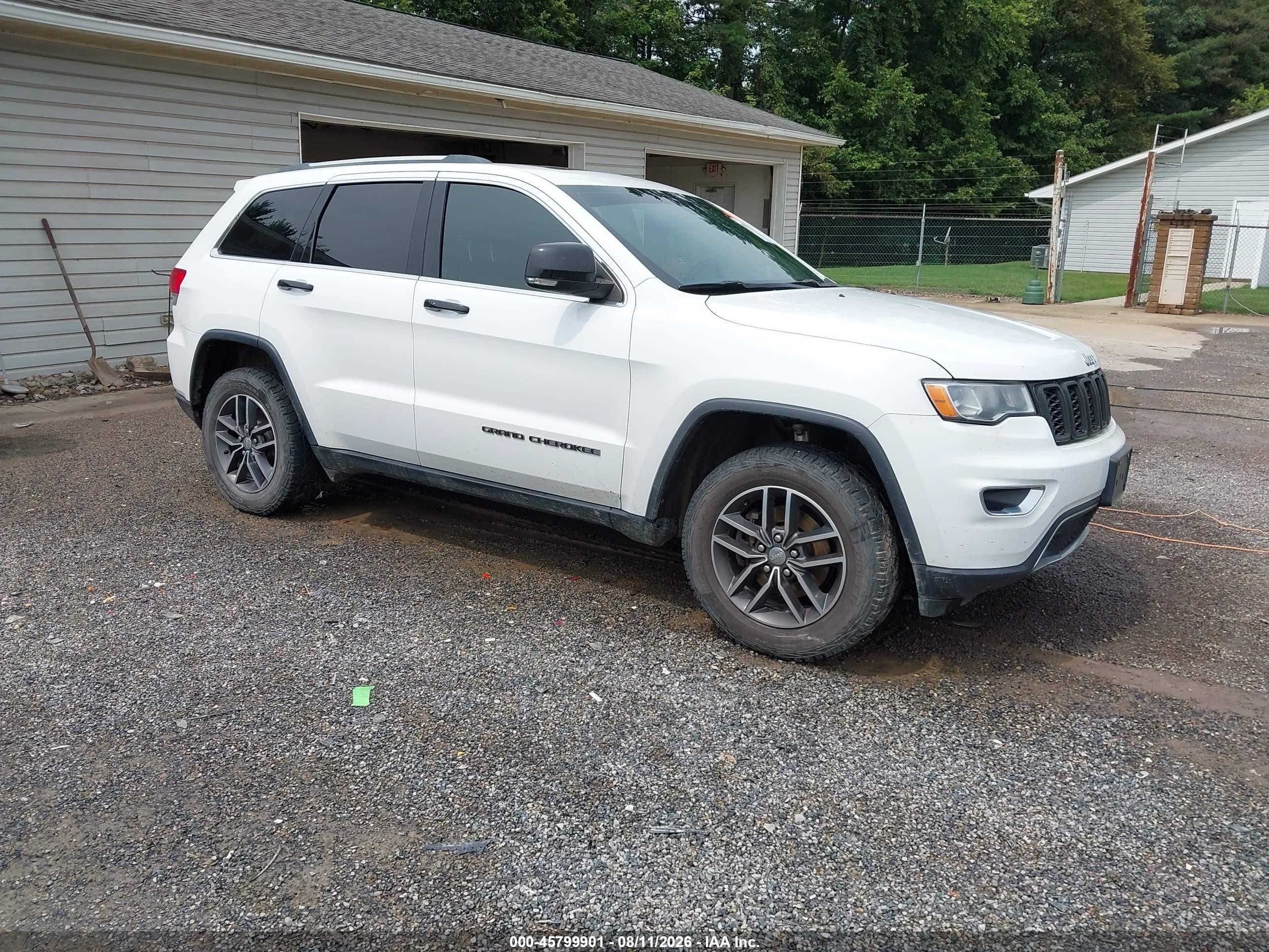 2018 Jeep Grand Cherokee Limited 4x4 White vin: 1C4RJFBG7JC388104