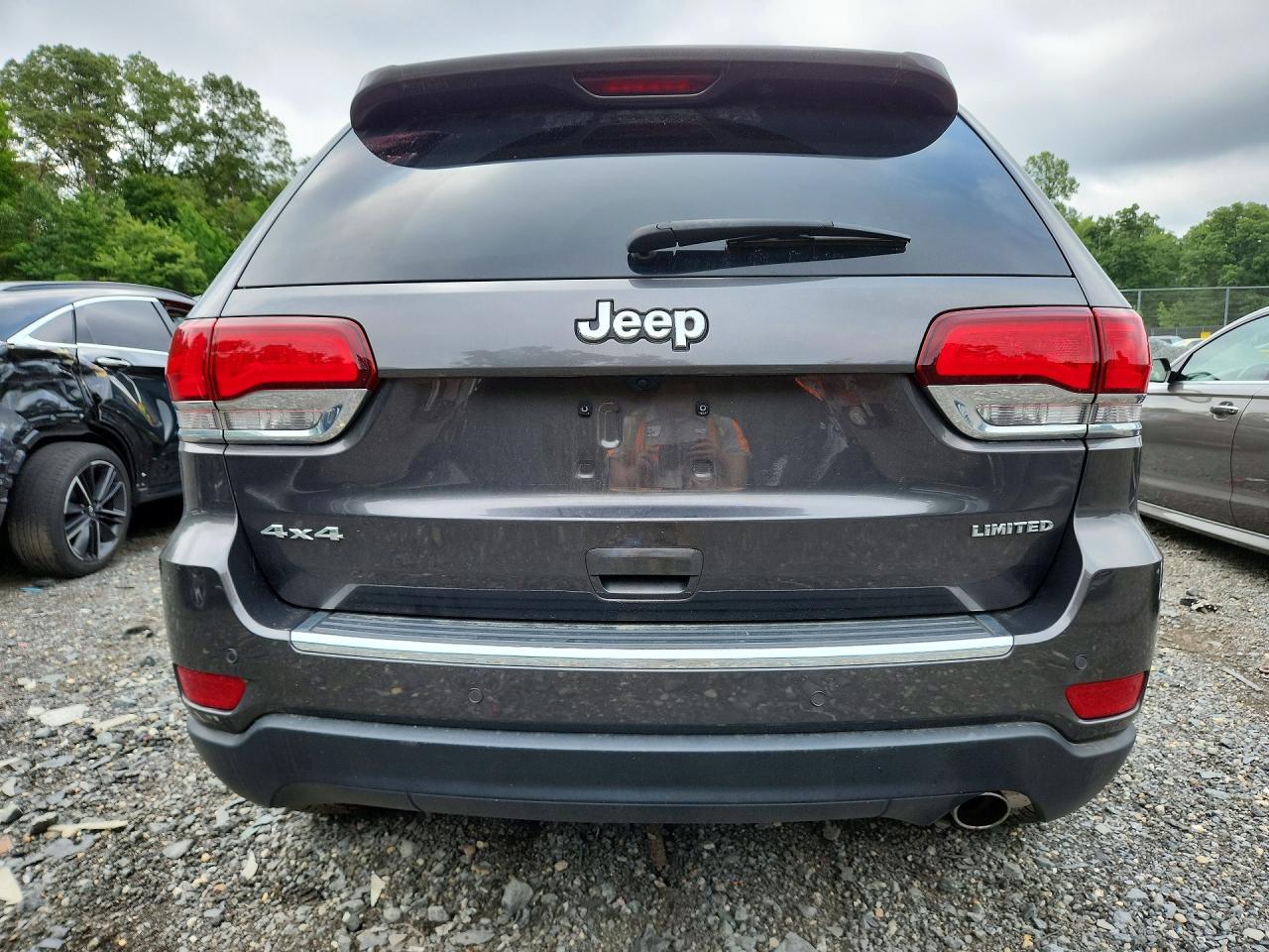 2021 Jeep Grand Cherokee Gray vin: 1C4RJFBG7MC766510