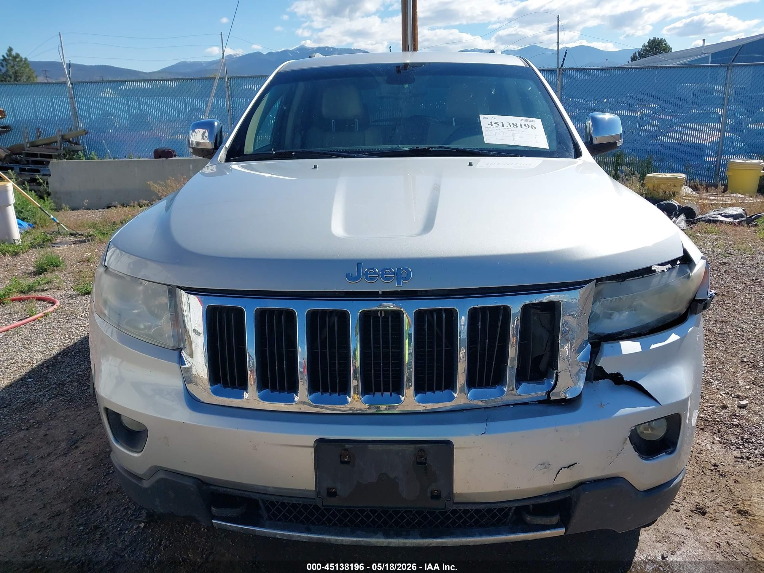 2012 Jeep Grand Cherokee Limited Silver vin: 1C4RJFBG8CC106426