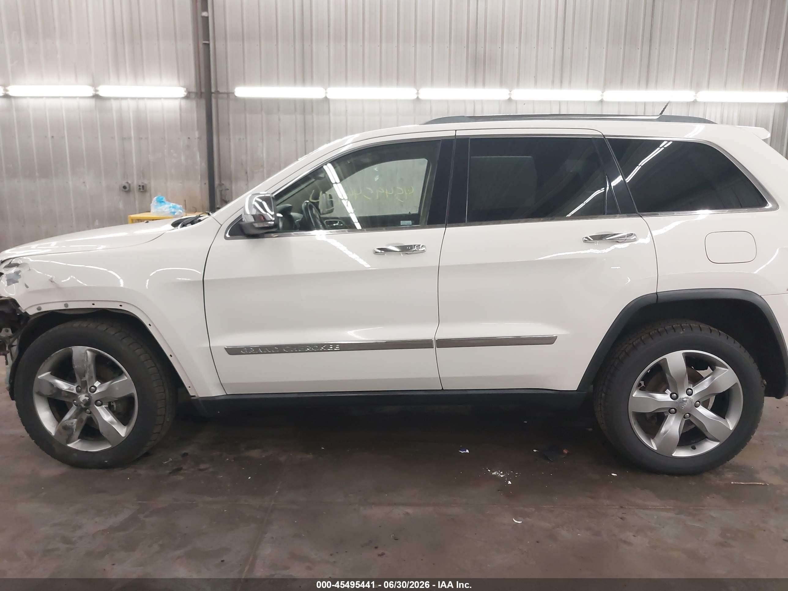 2012 Jeep Grand Cherokee Limited White vin: 1C4RJFBG8CC179747