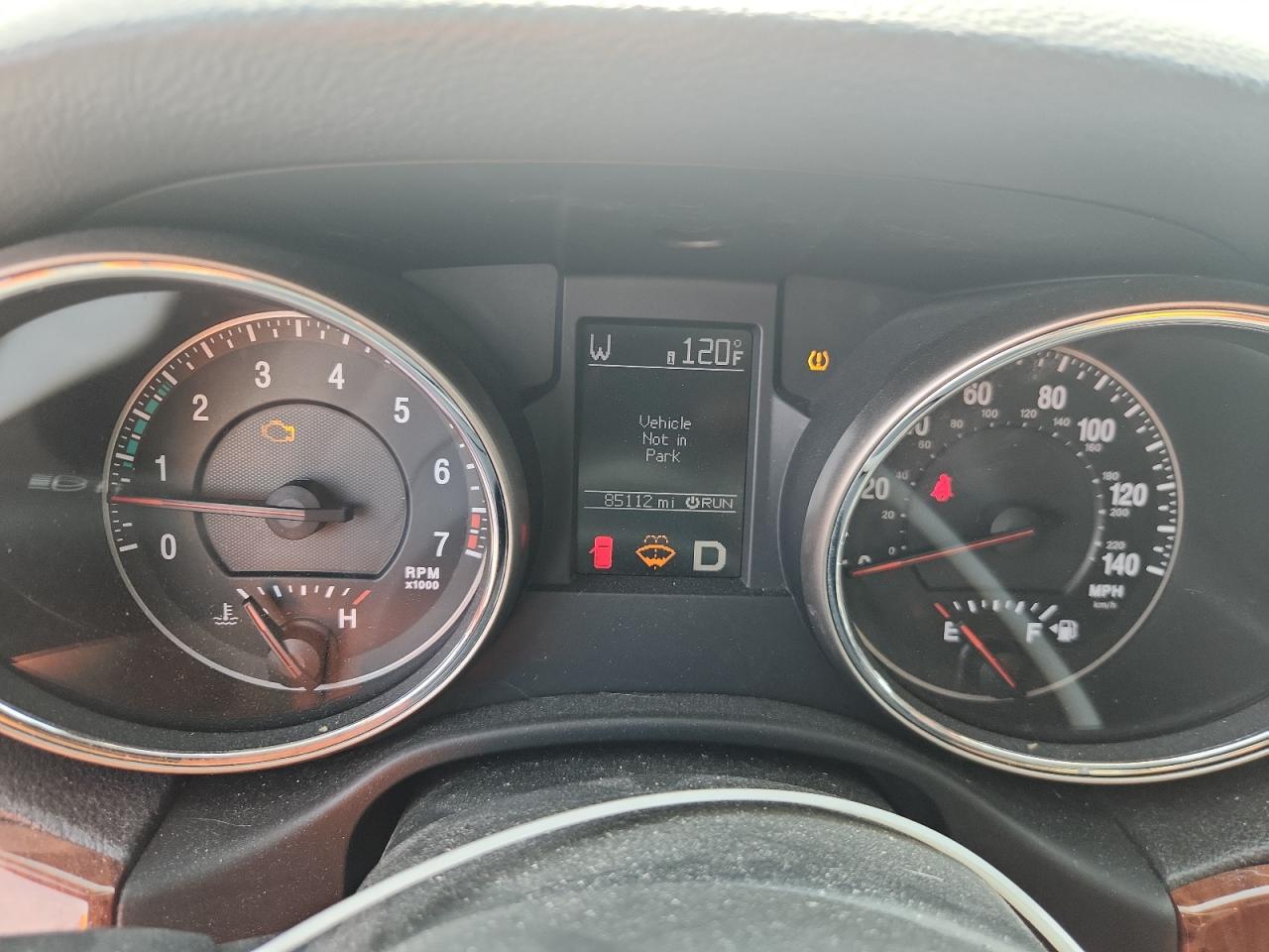 2013 Jeep Grand Cherokee Limited Silver vin: 1C4RJFBG8DC633318 Damage: Warning Light - Engine, On, Unacceptable