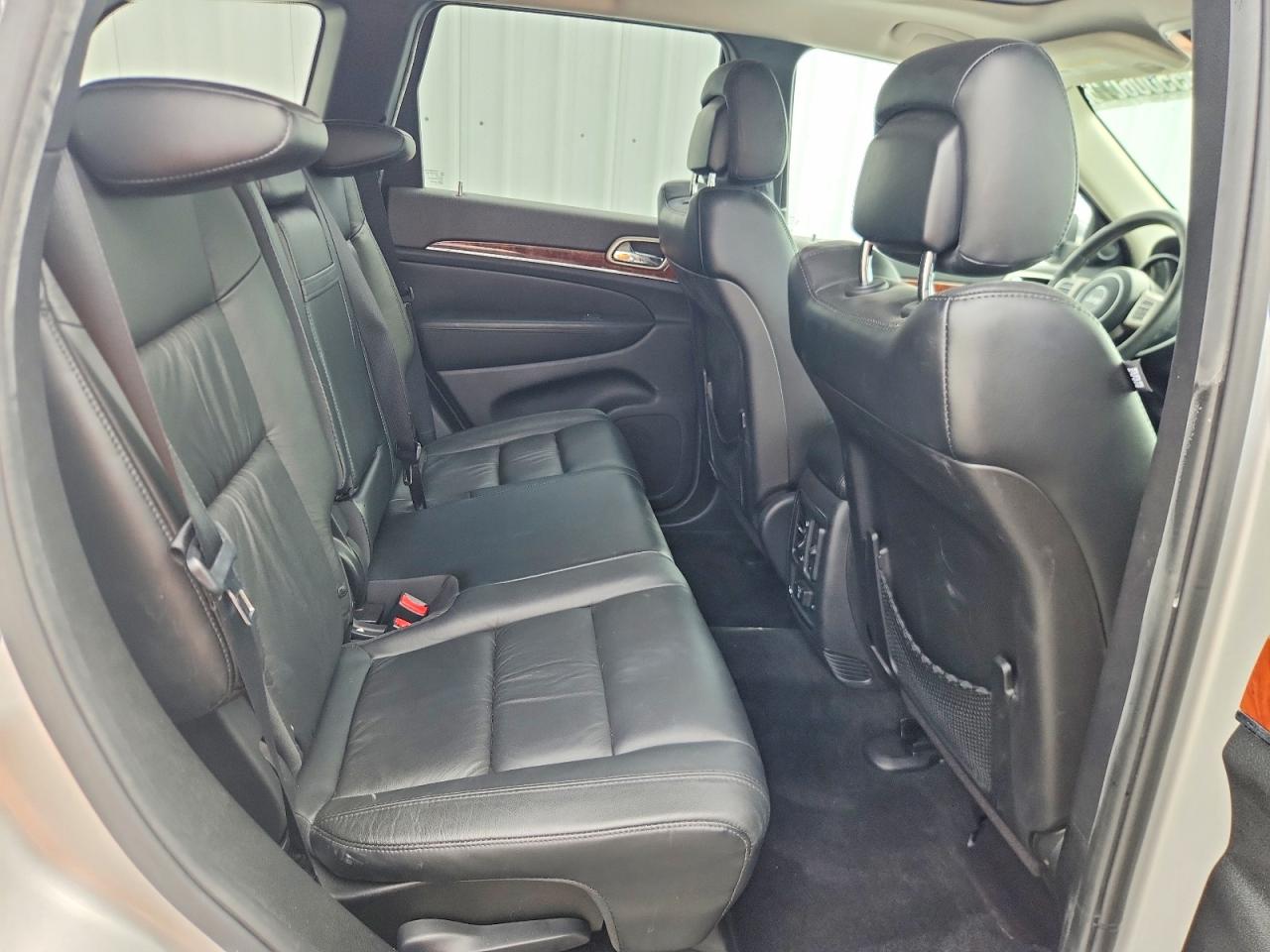 2013 Jeep Grand Cherokee Limited Silver vin: 1C4RJFBG8DC633318