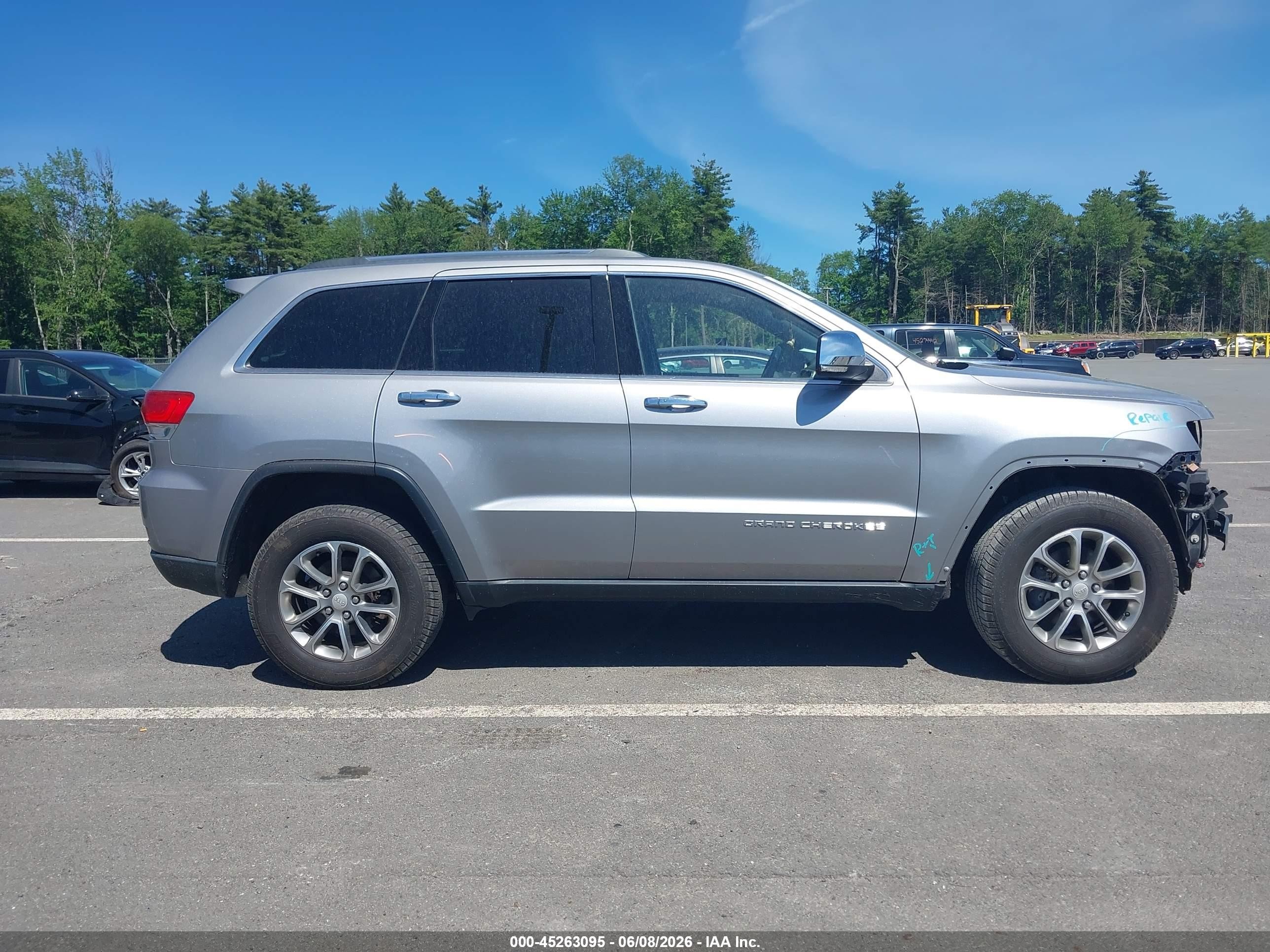 2014 Jeep Grand Cherokee Limited Silver vin: 1C4RJFBG8EC320948