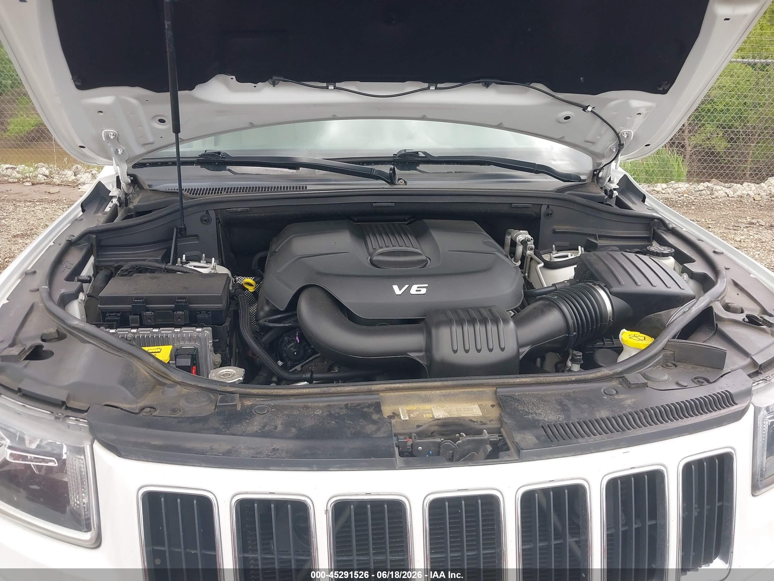 2014 Jeep Grand Cherokee Limited White vin: 1C4RJFBG8EC578113