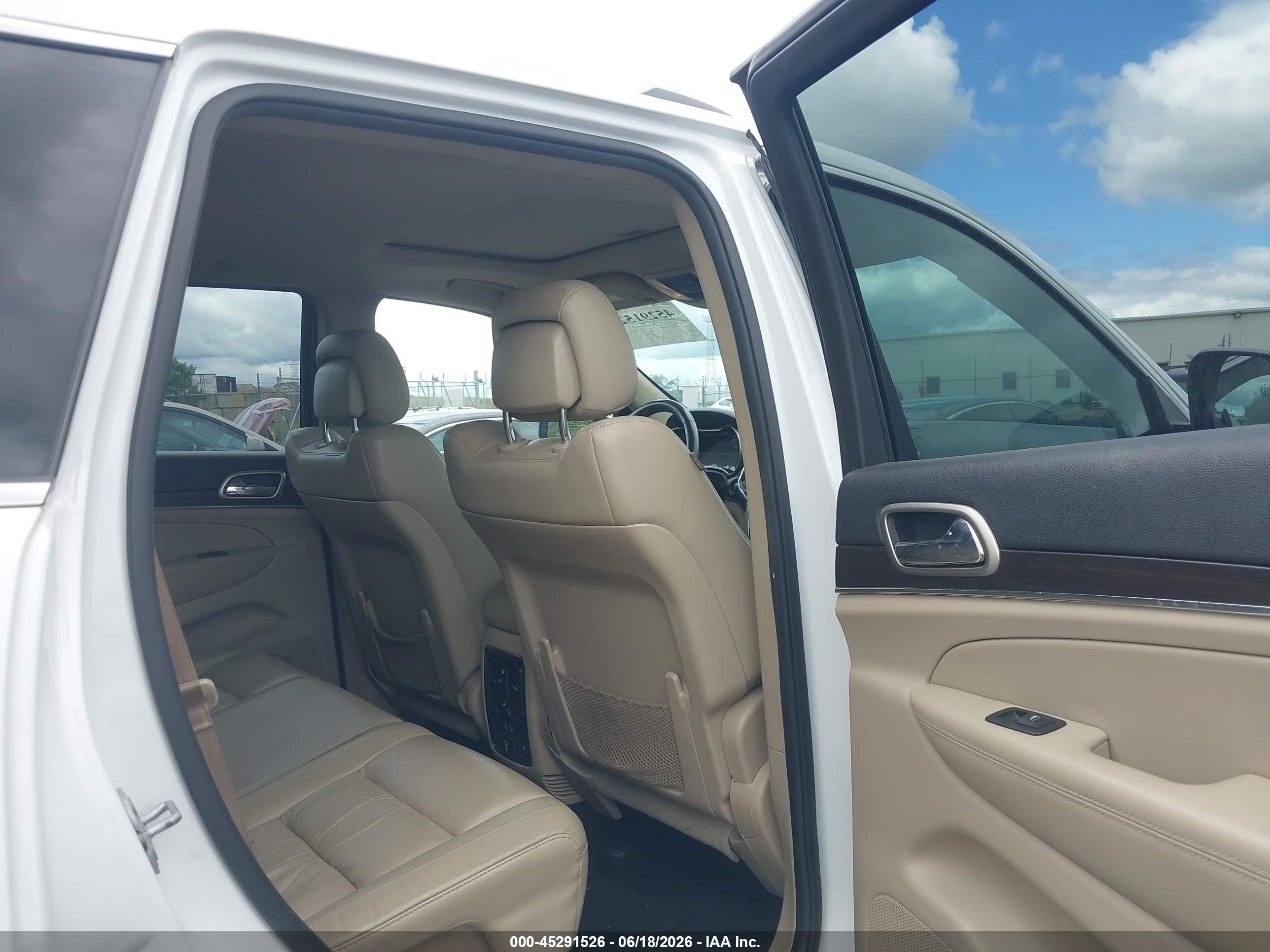 2014 Jeep Grand Cherokee Limited White vin: 1C4RJFBG8EC578113