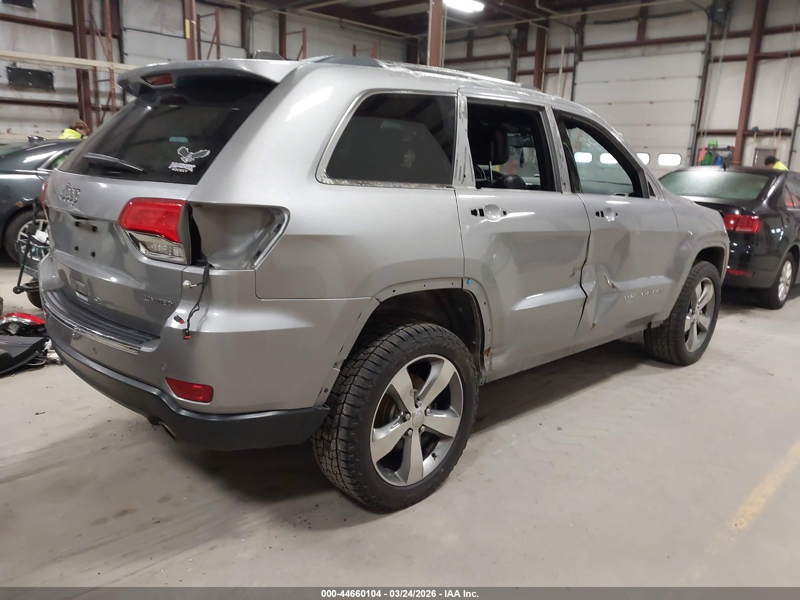 2015 Jeep Grand Cherokee Limited Silver vin: 1C4RJFBG8FC197556