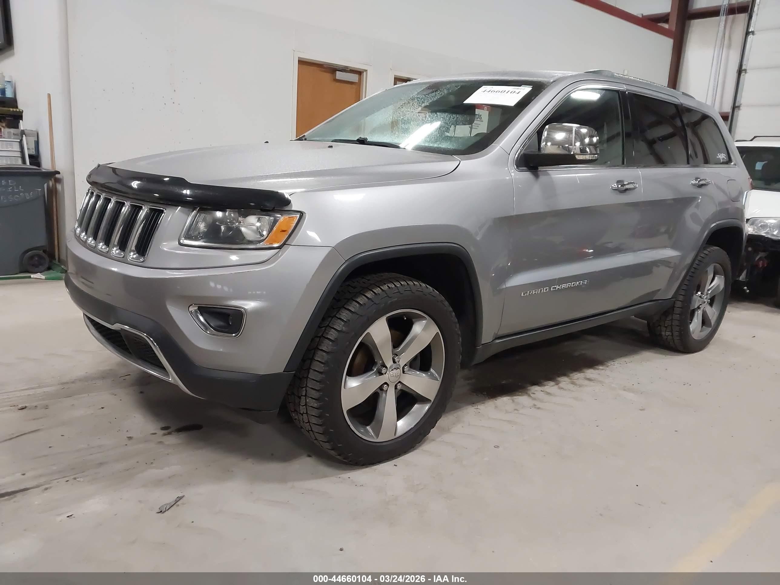 2015 Jeep Grand Cherokee Limited Silver vin: 1C4RJFBG8FC197556