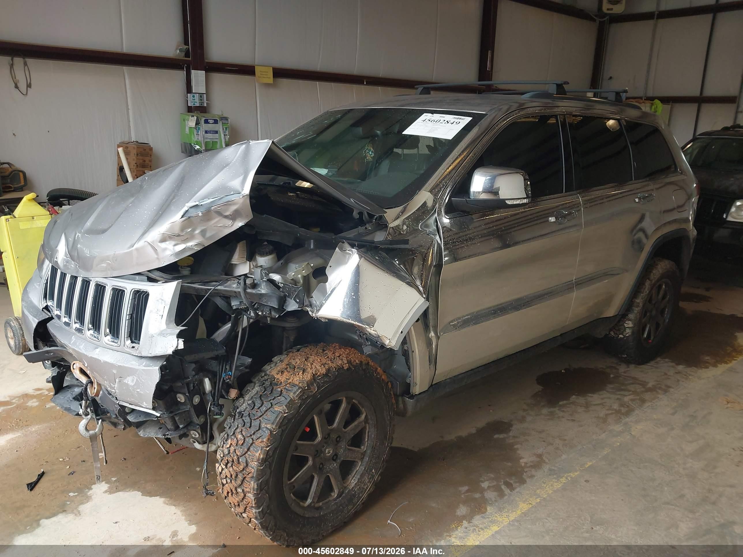 2015 Jeep Grand Cherokee Limited Silver vin: 1C4RJFBG8FC713222