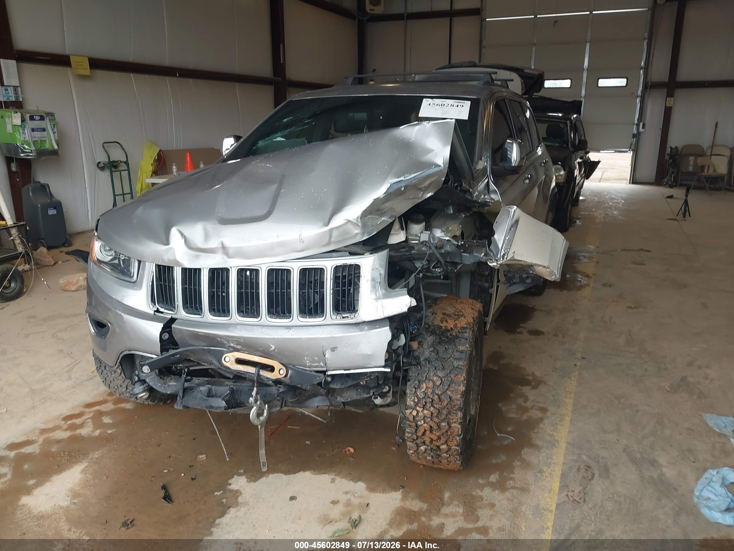2015 Jeep Grand Cherokee Limited Silver vin: 1C4RJFBG8FC713222